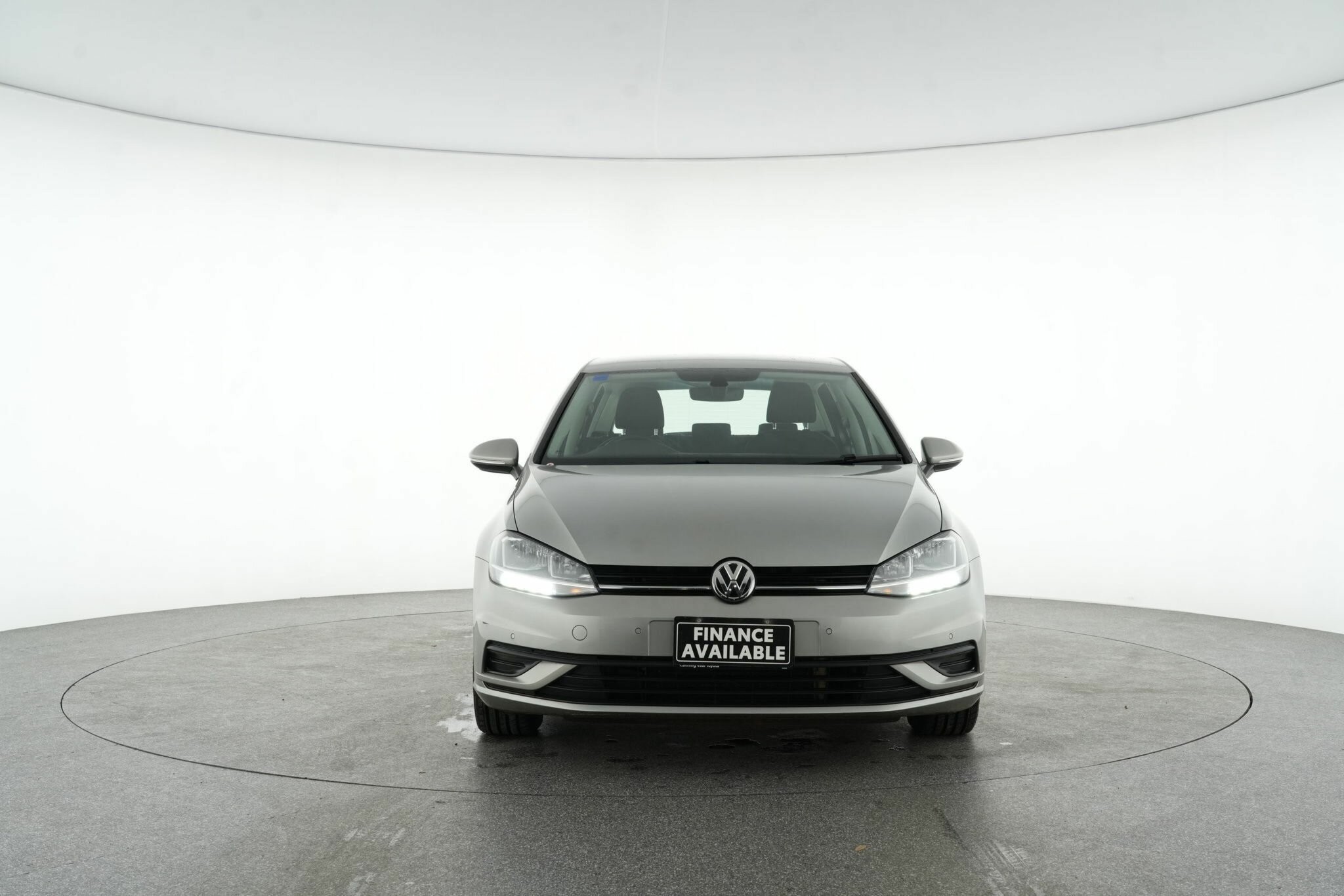 Volkswagen Golf image 3