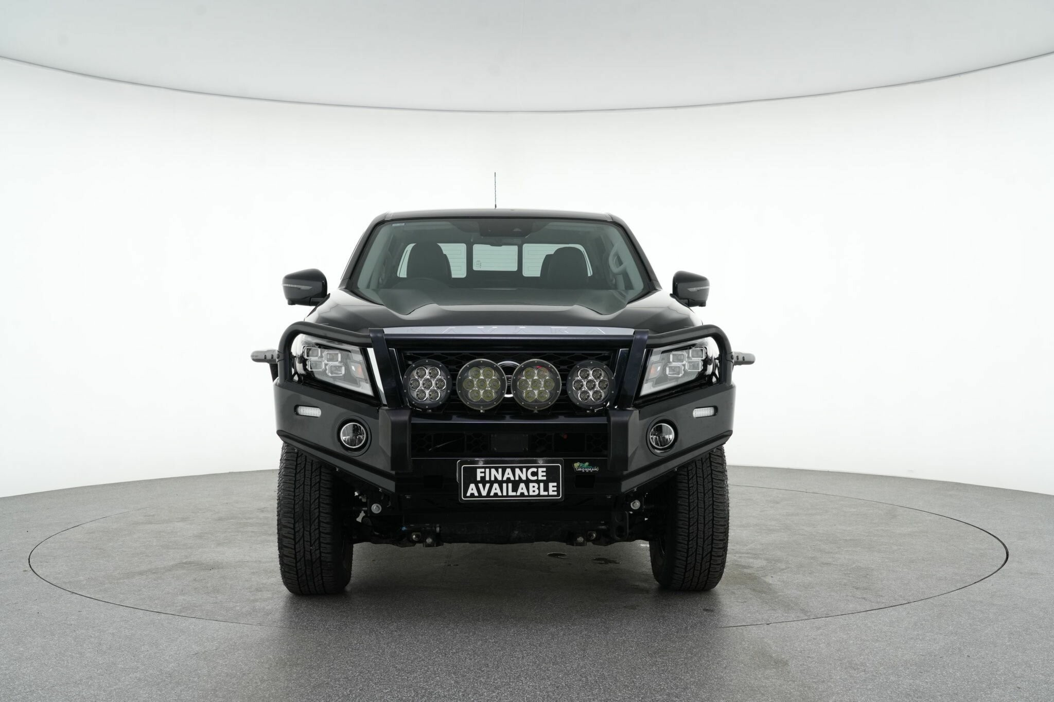Nissan Navara image 3