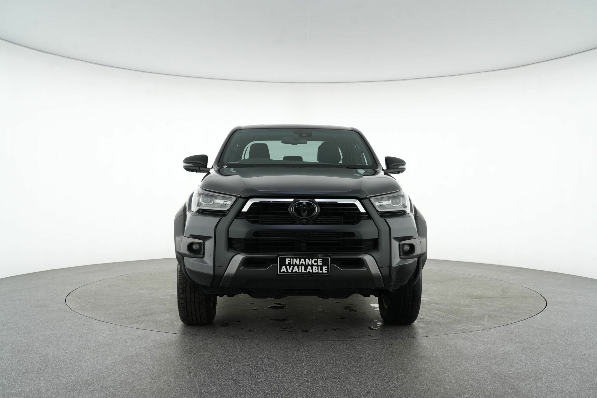 Toyota Hilux image 3