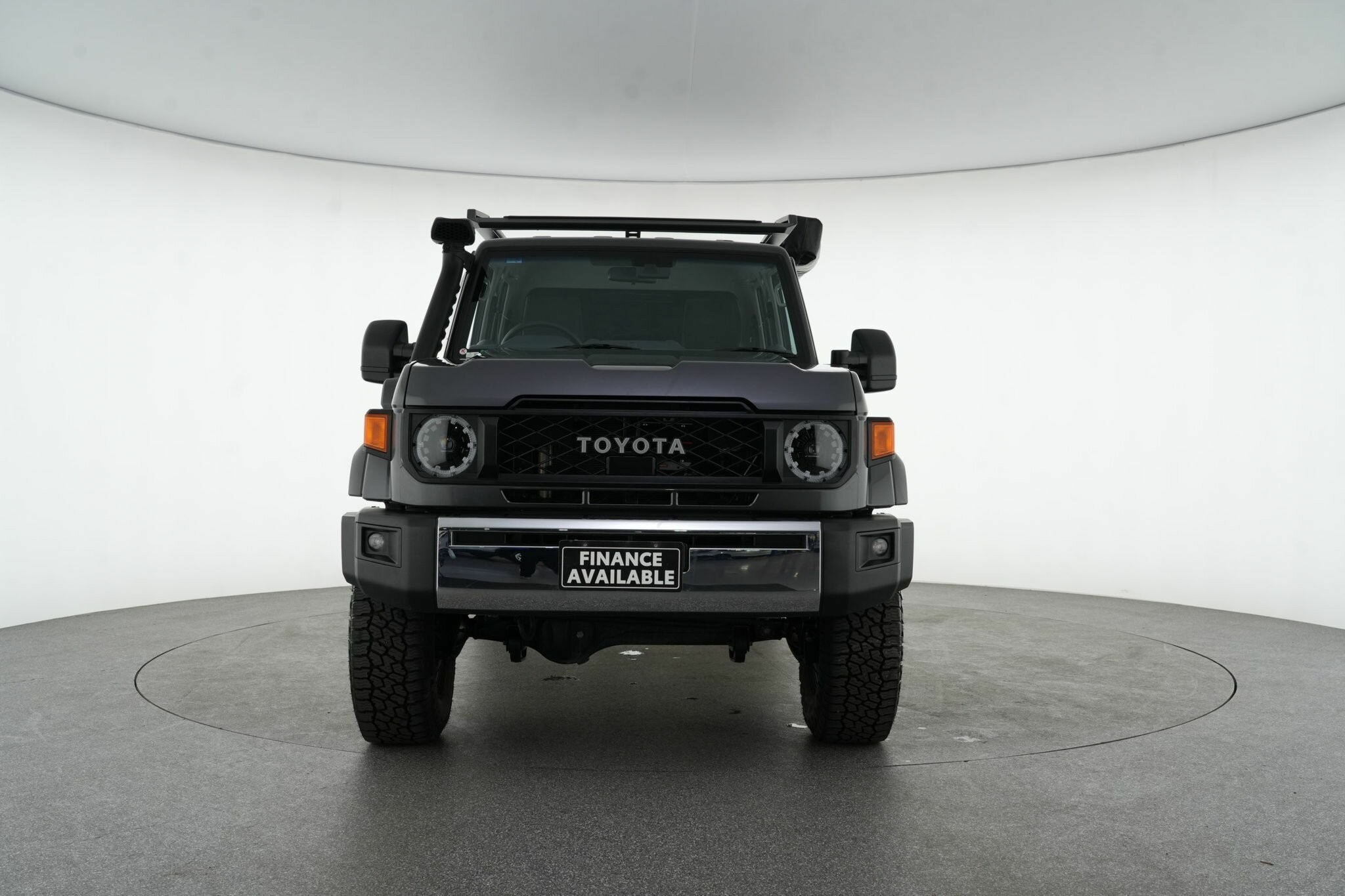 Toyota Landcruiser image 3