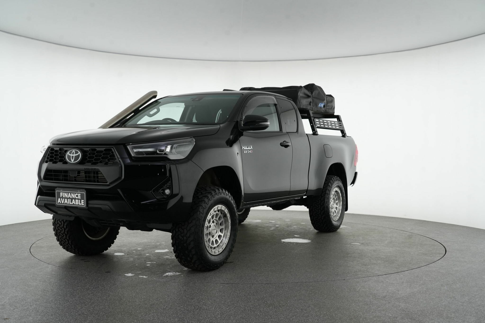 Toyota Hilux image 3