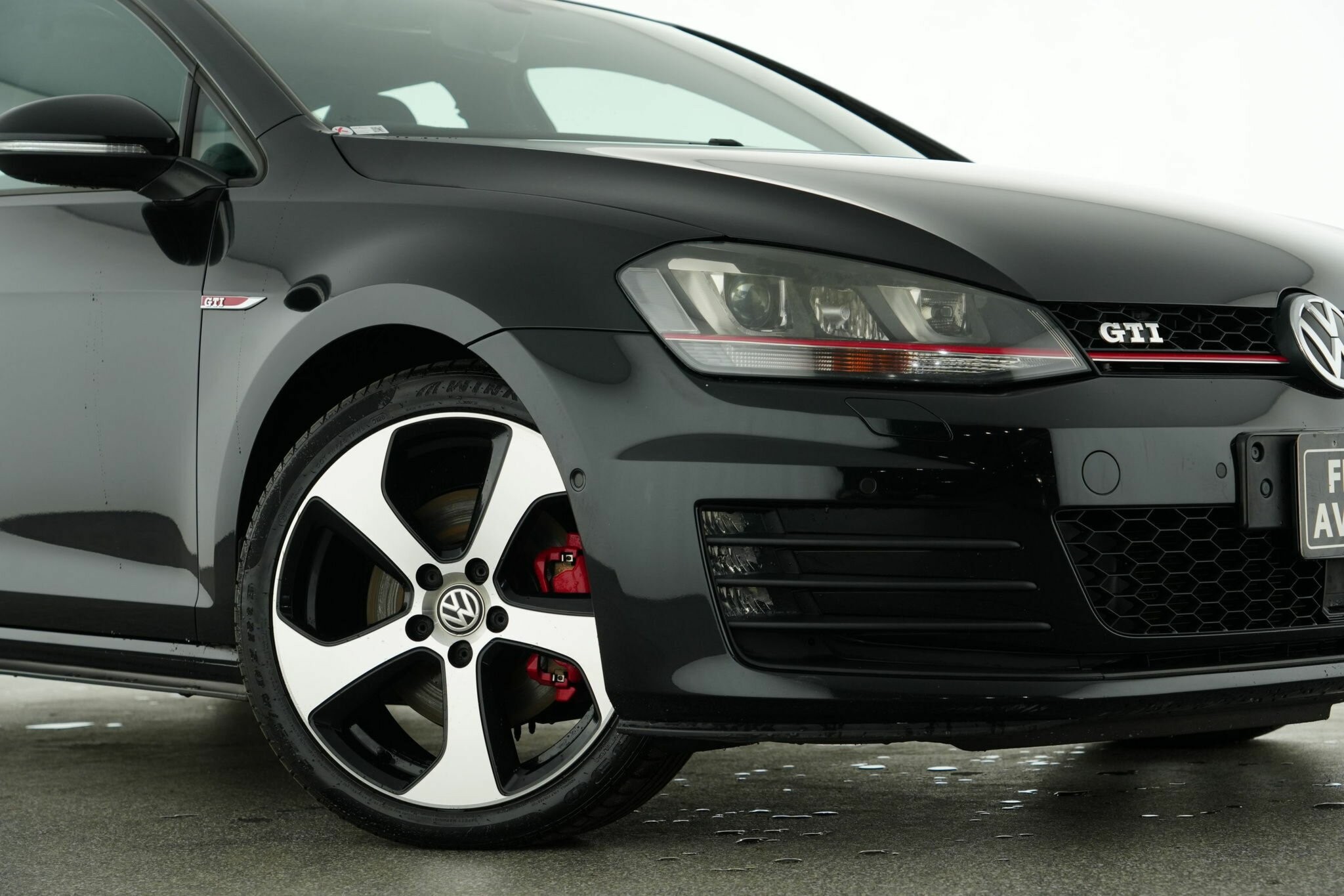 Volkswagen Golf image 2