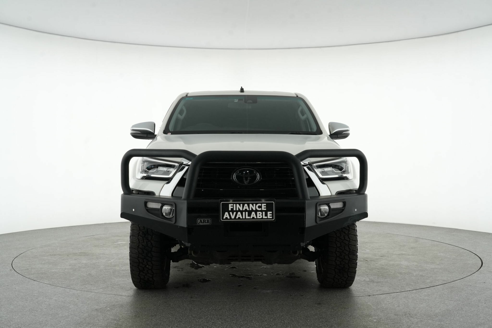 Toyota Hilux image 3