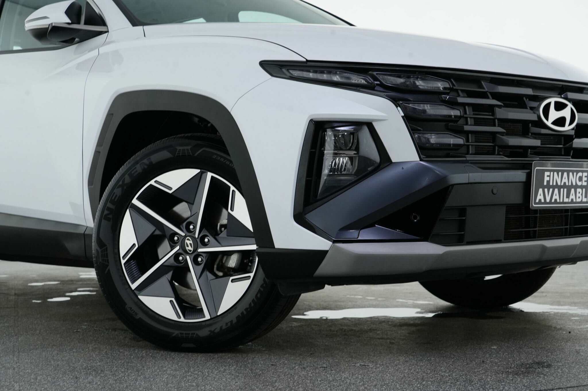 Hyundai Tucson image 2