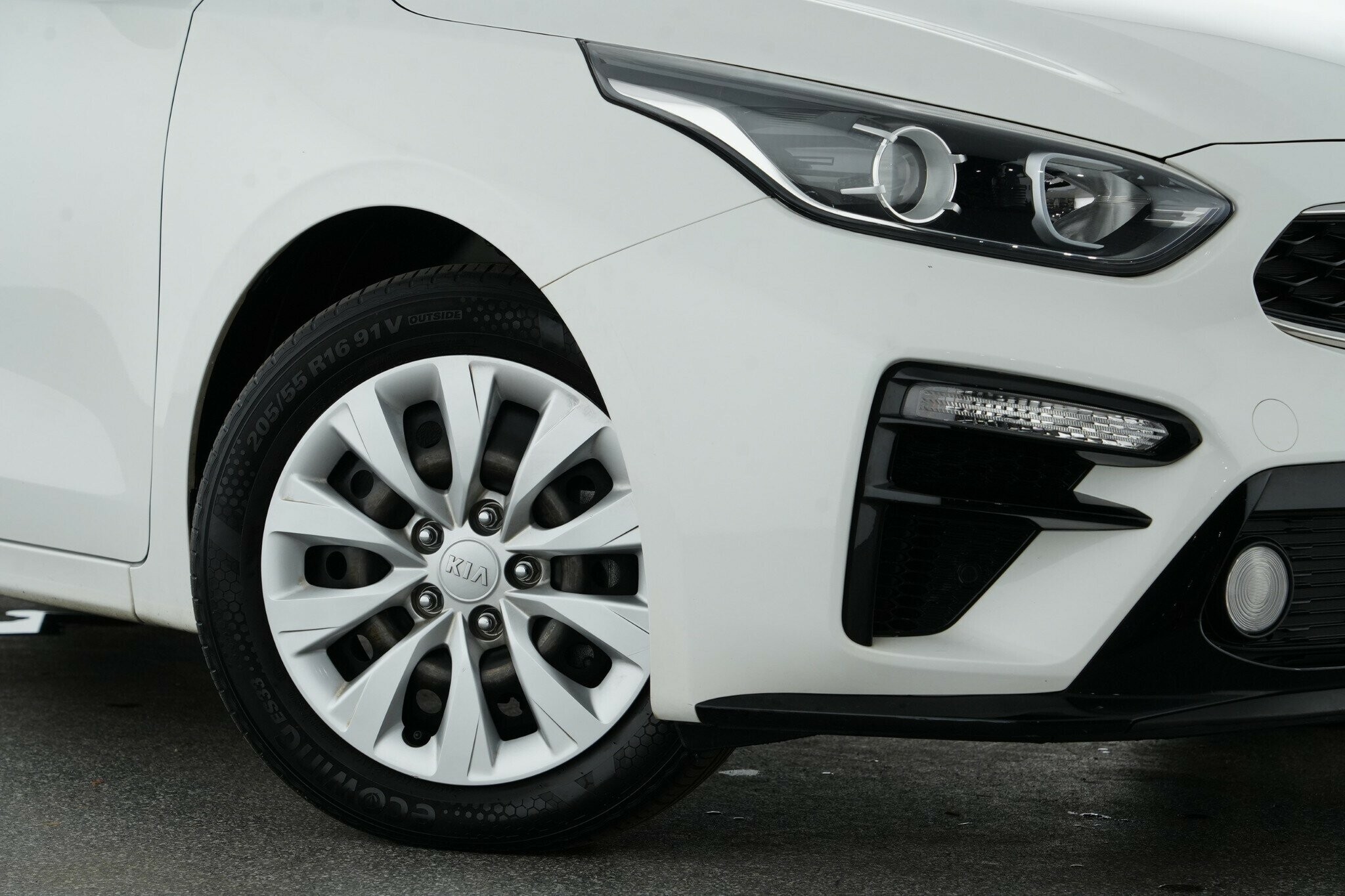 Kia Cerato image 2