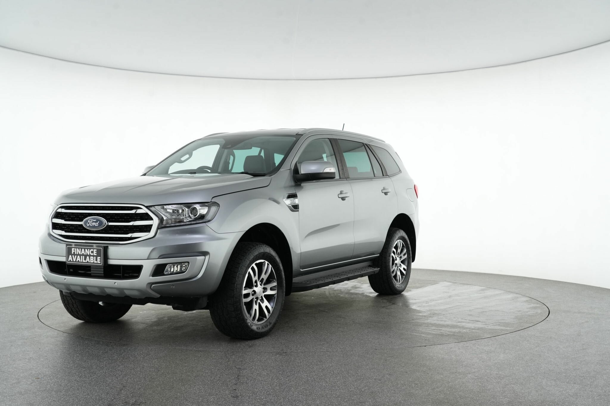 Ford Everest image 4