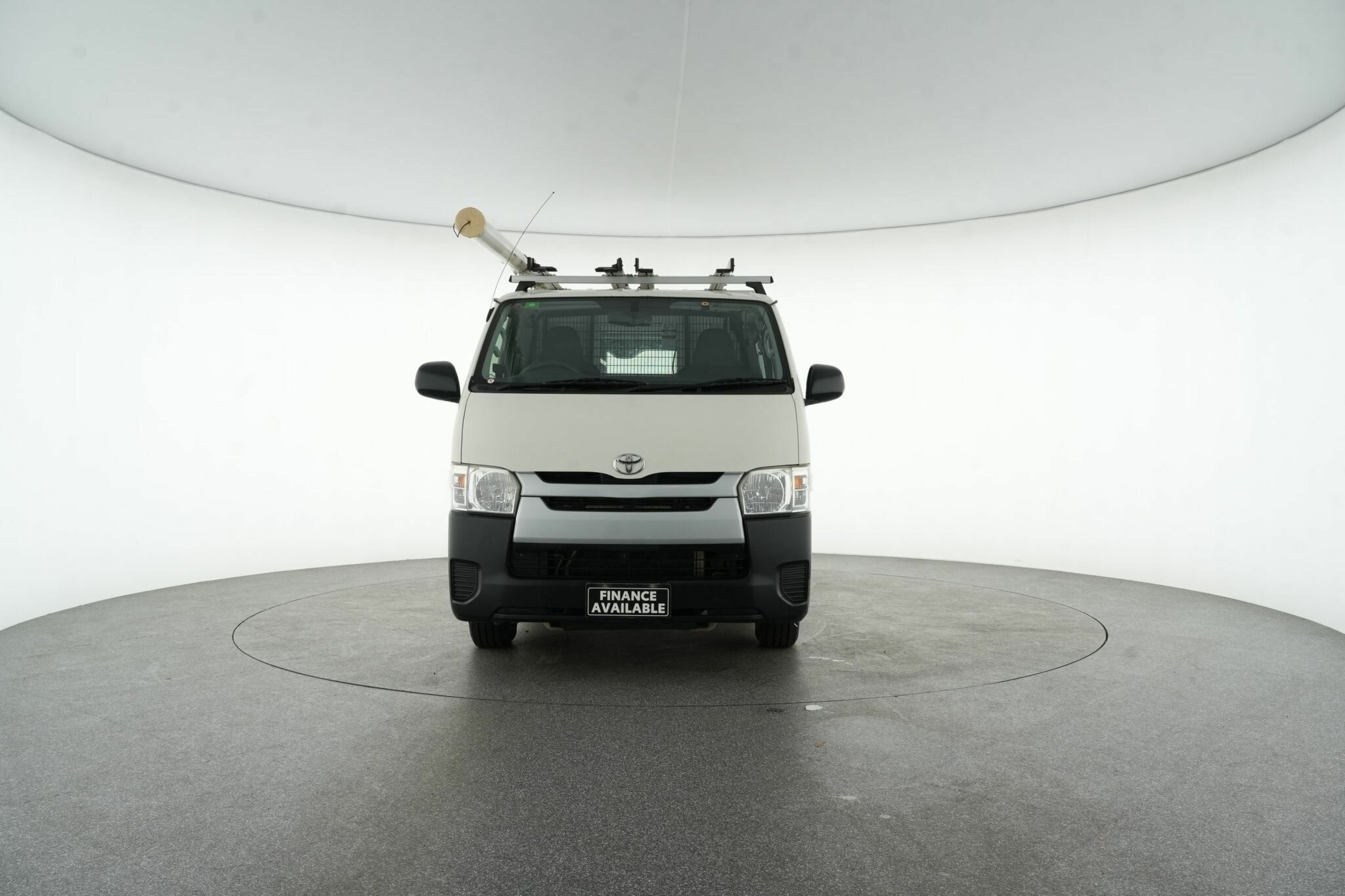 Toyota Hiace image 3
