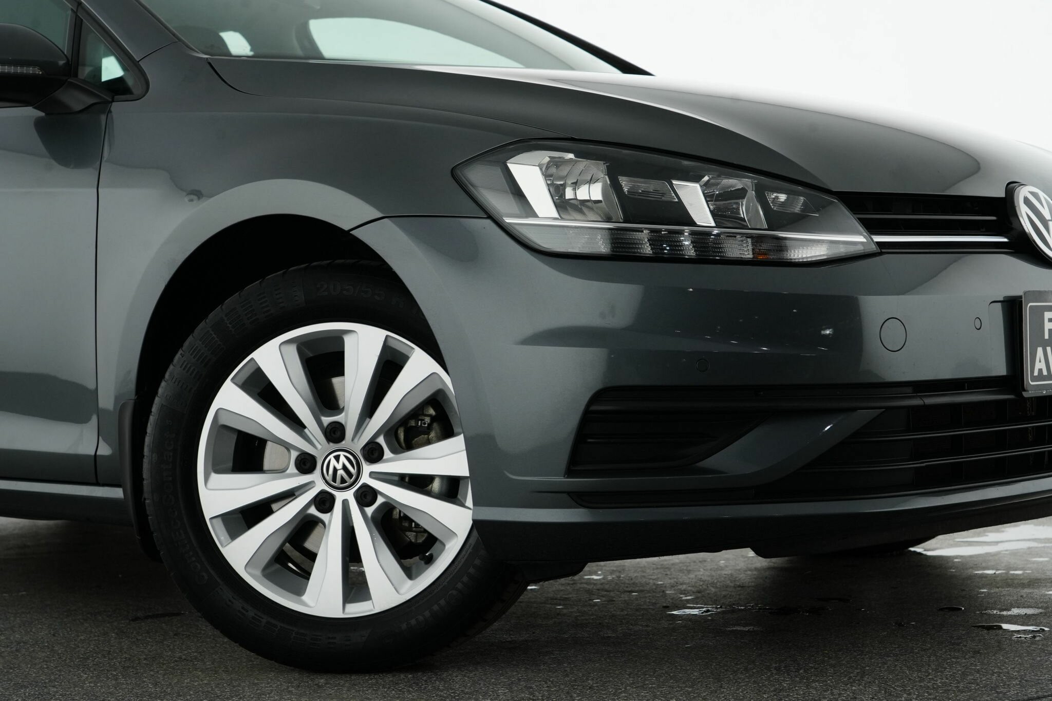 Volkswagen Golf image 2