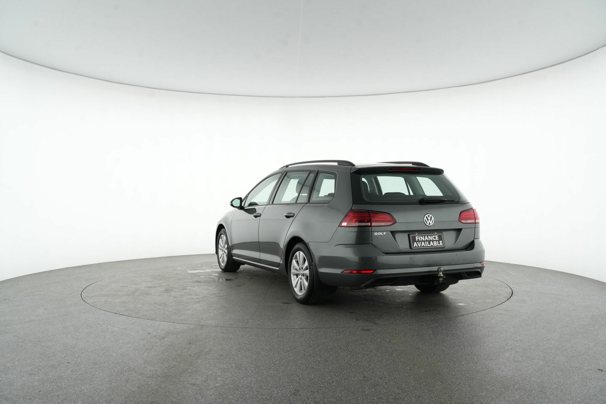 Volkswagen Golf image 4