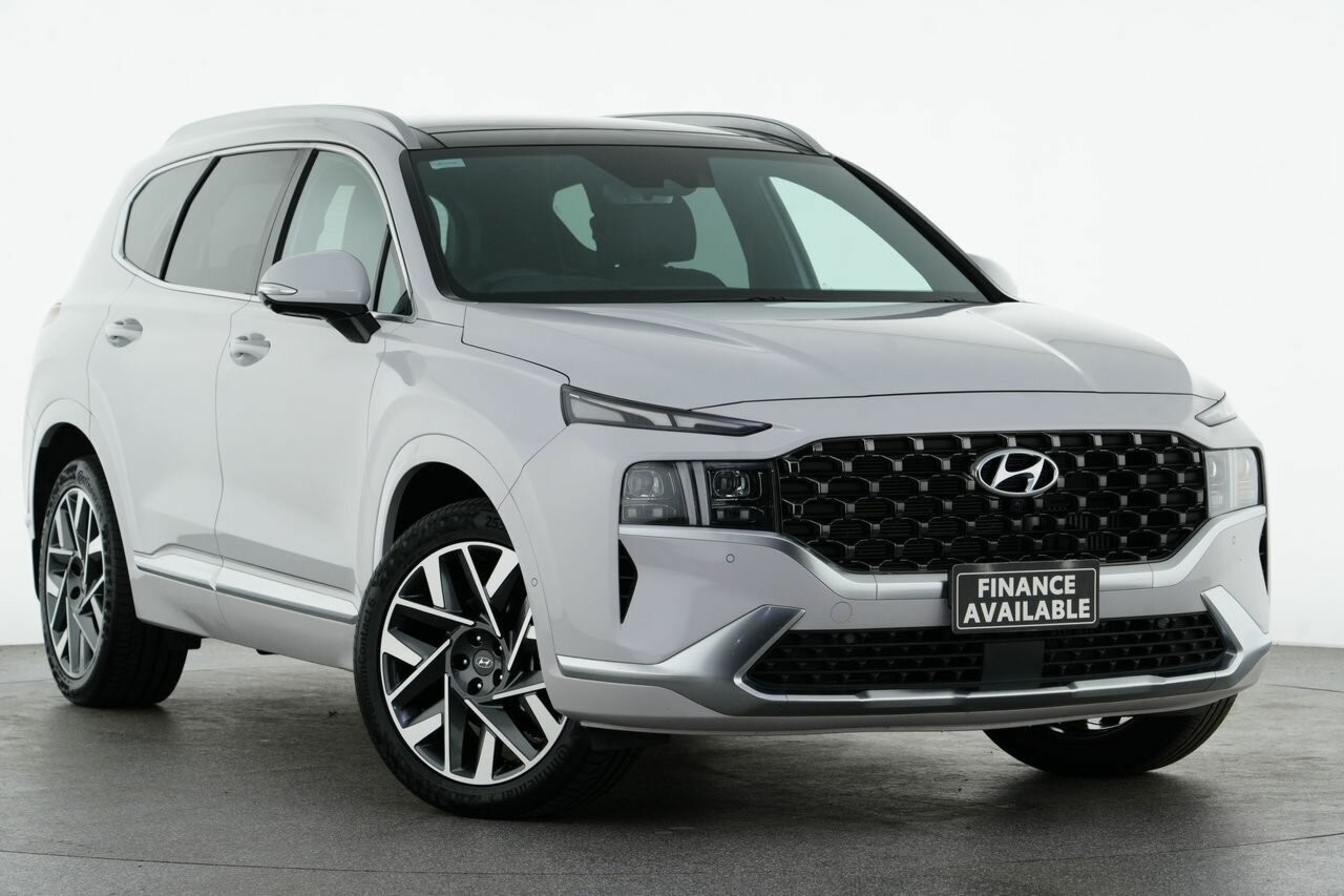 Hyundai Santa Fe image 1