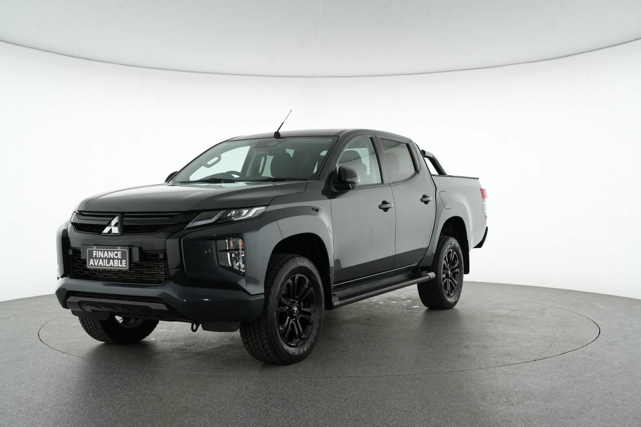 Mitsubishi Triton image 4