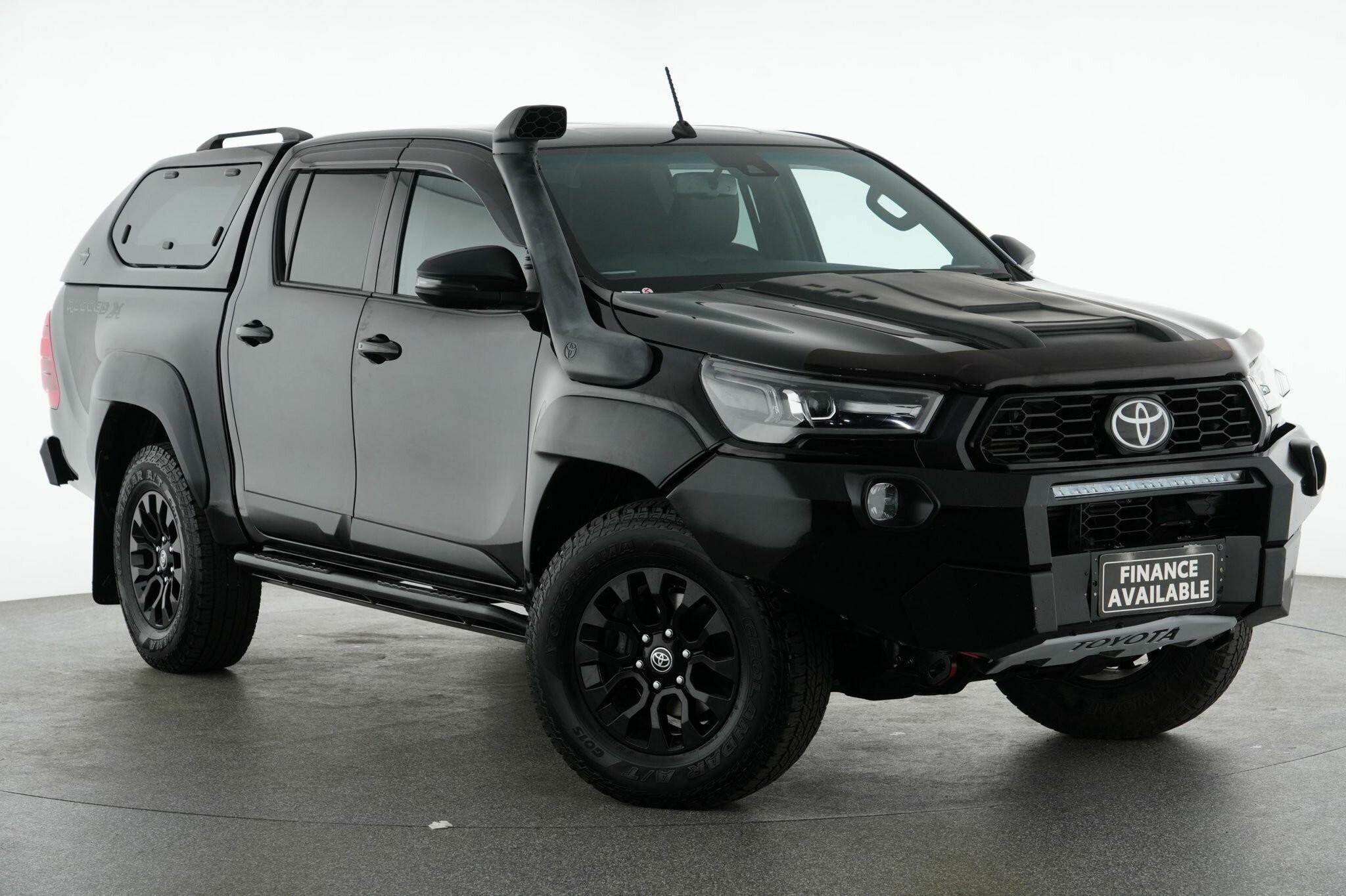 Toyota Hilux image 1