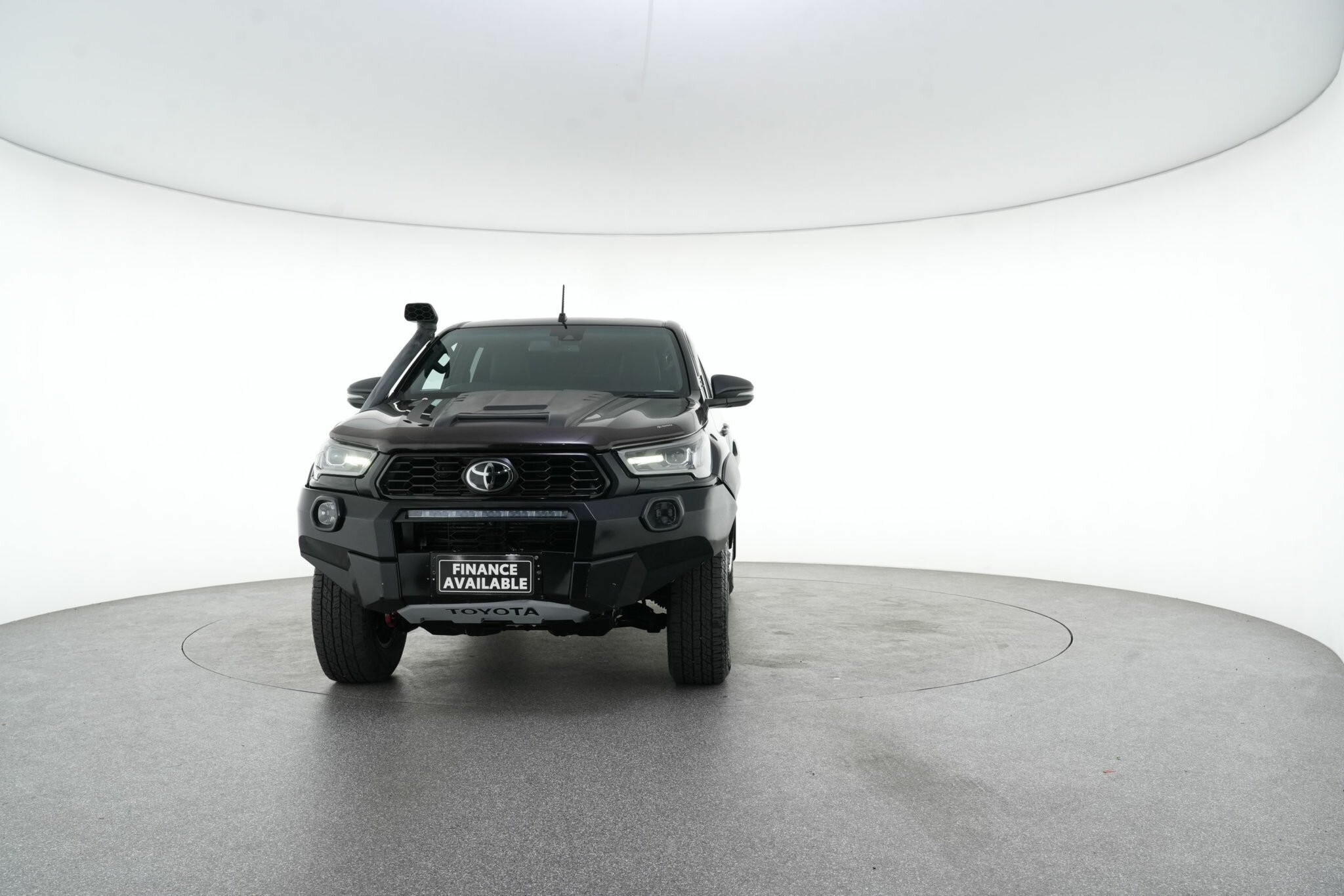 Toyota Hilux image 3