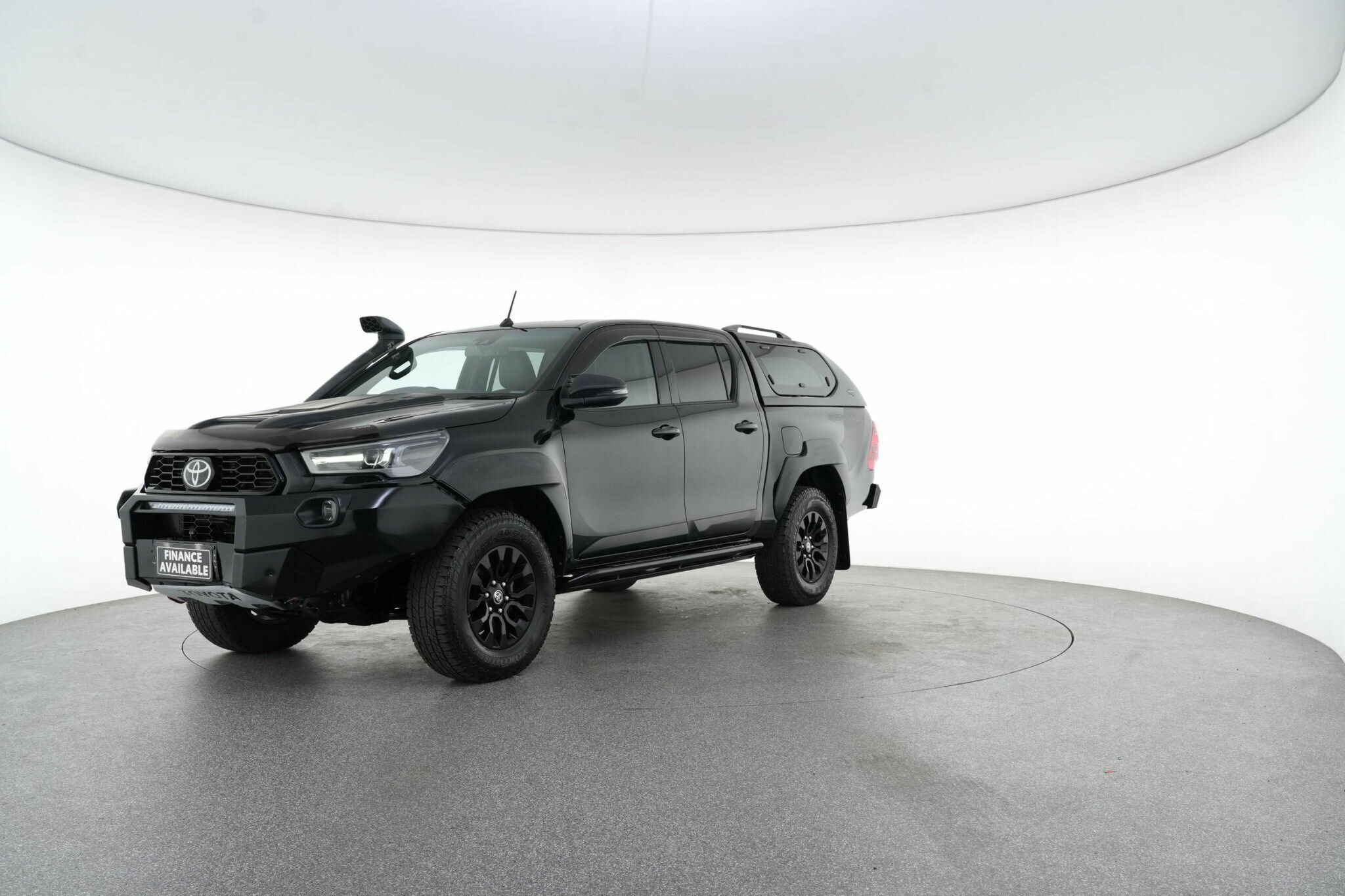Toyota Hilux image 4