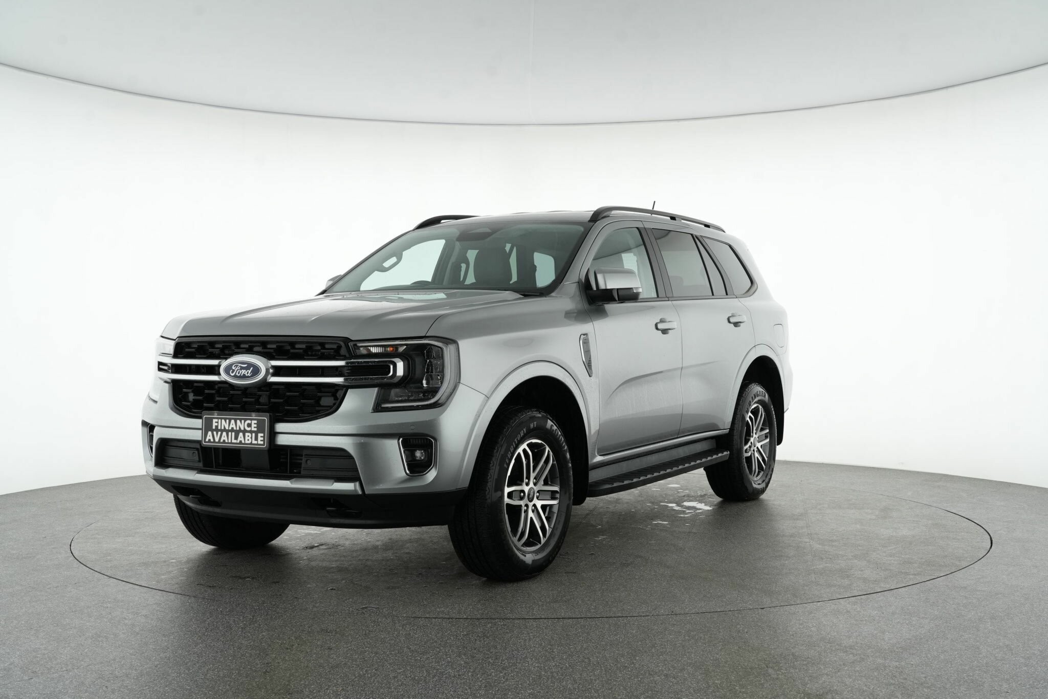Ford Everest image 4