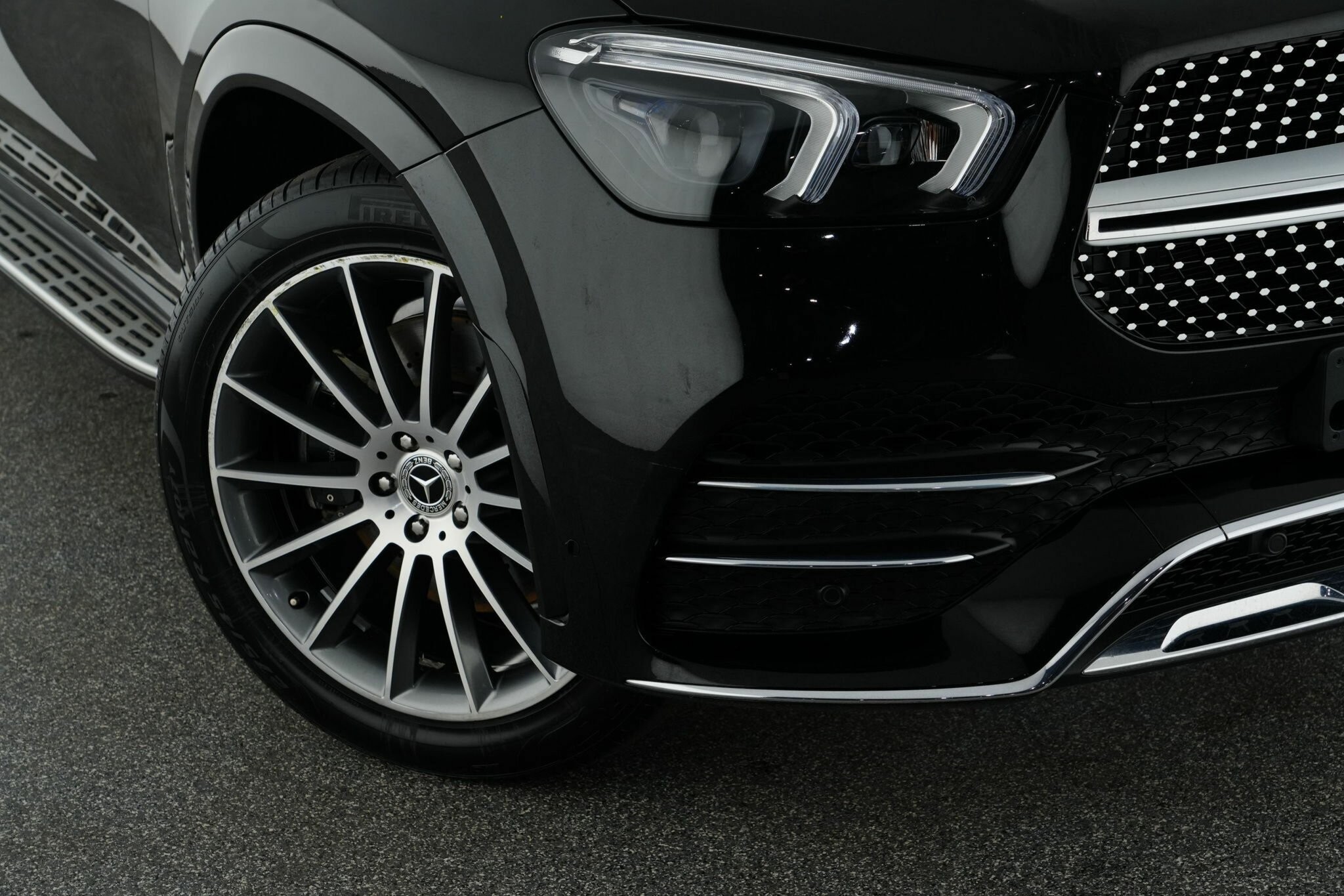 Mercedes Benz Gle-class image 2