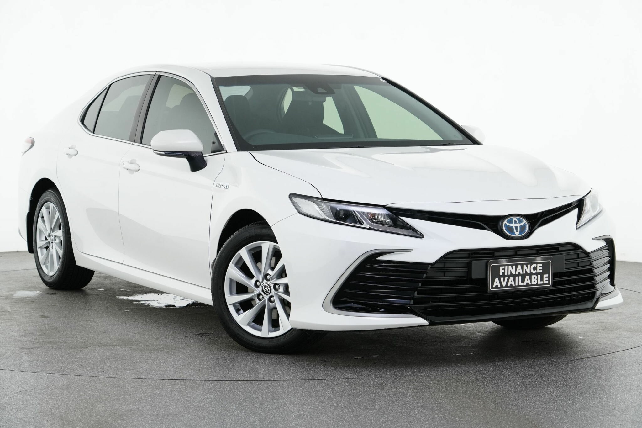 Toyota Camry image 1
