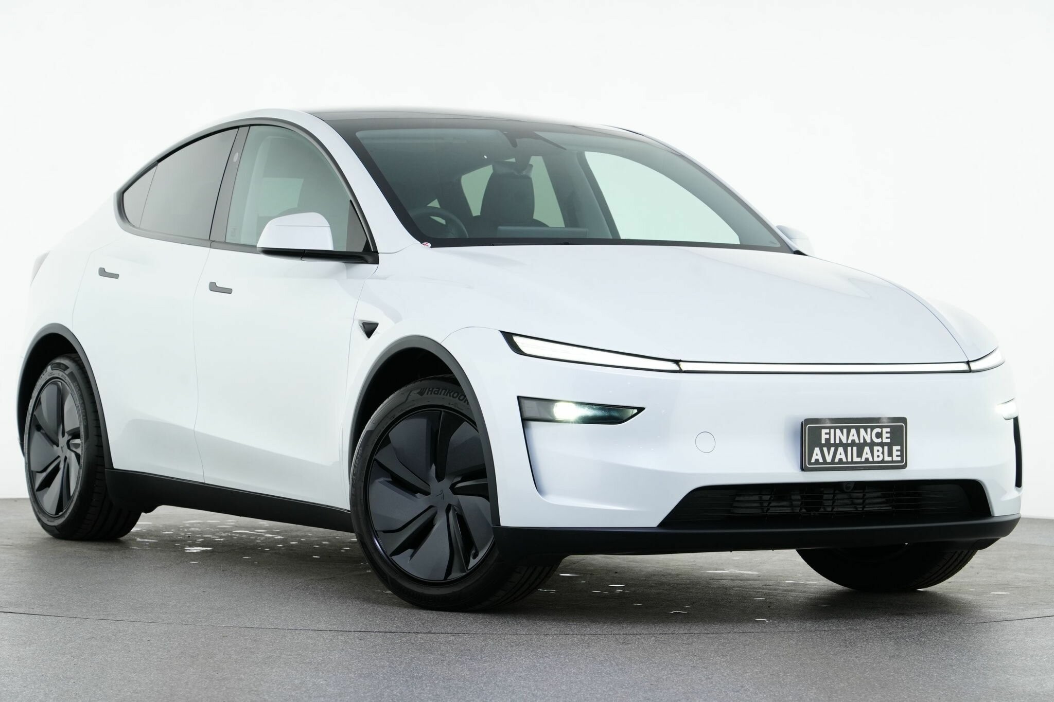 Tesla Model Y image 1