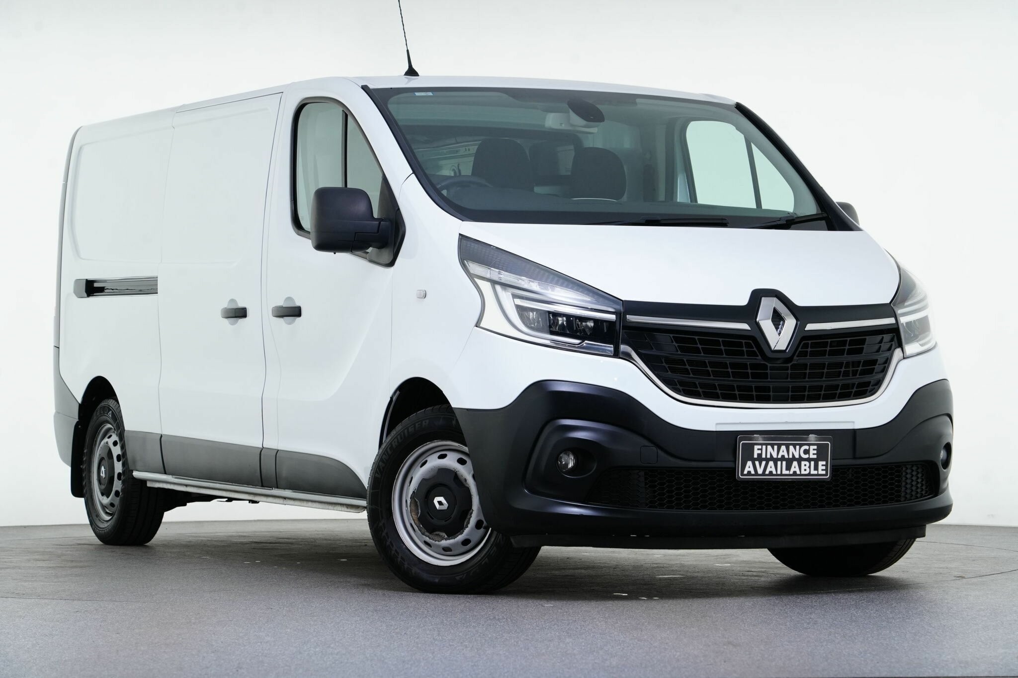 Renault Trafic image 1