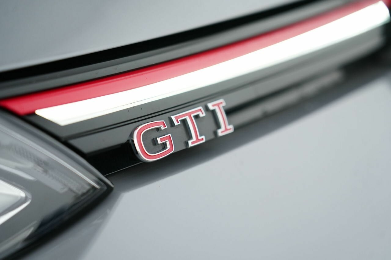 Volkswagen Golf image 3