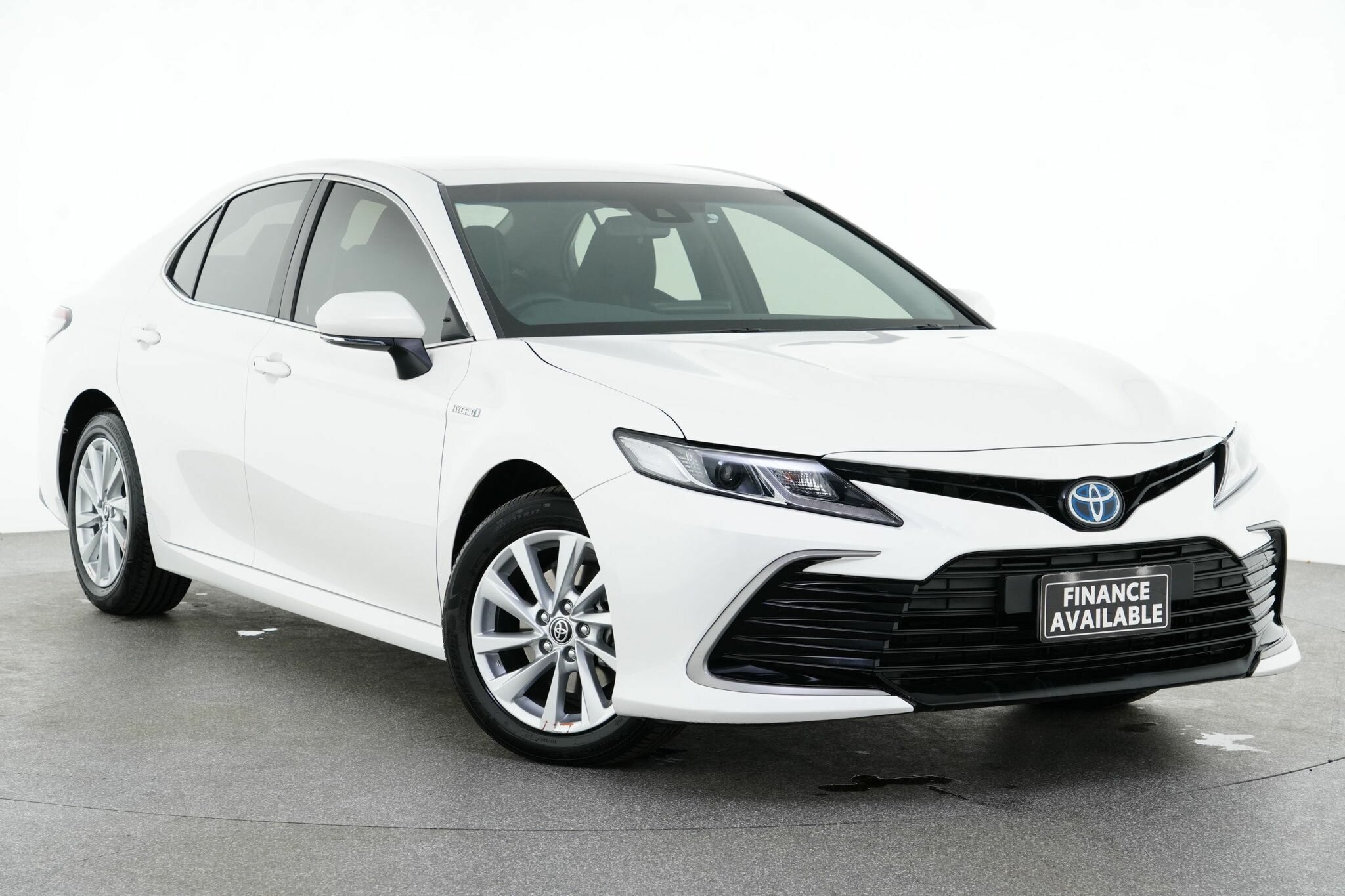 Toyota Camry image 1