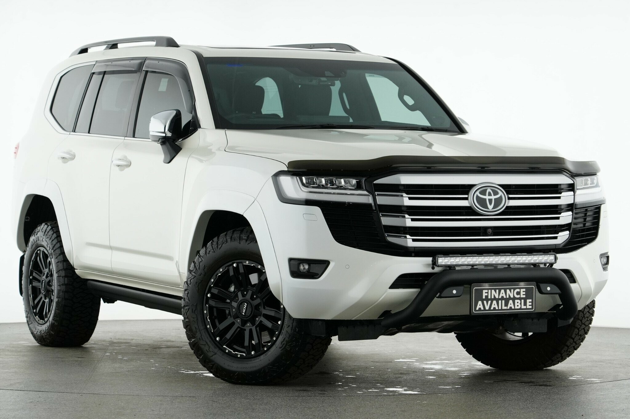 Toyota Landcruiser image 1