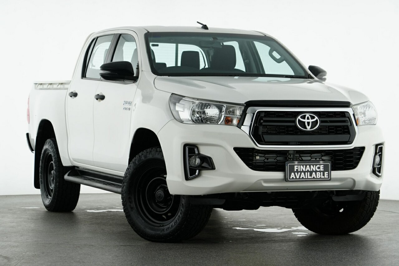 Toyota Hilux image 1