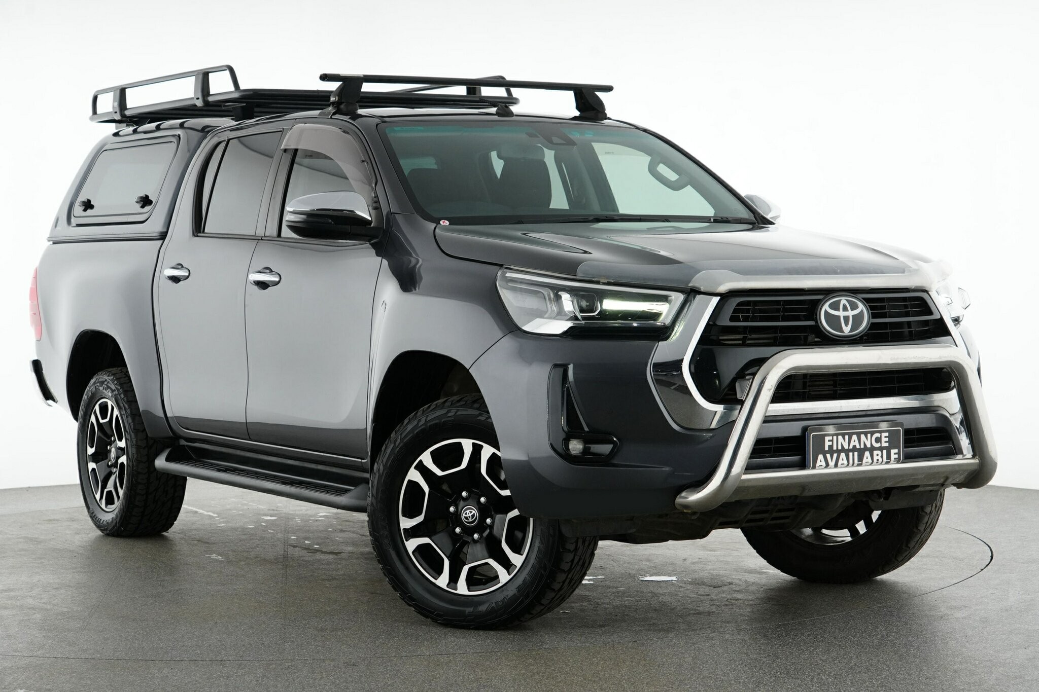 Toyota Hilux image 1