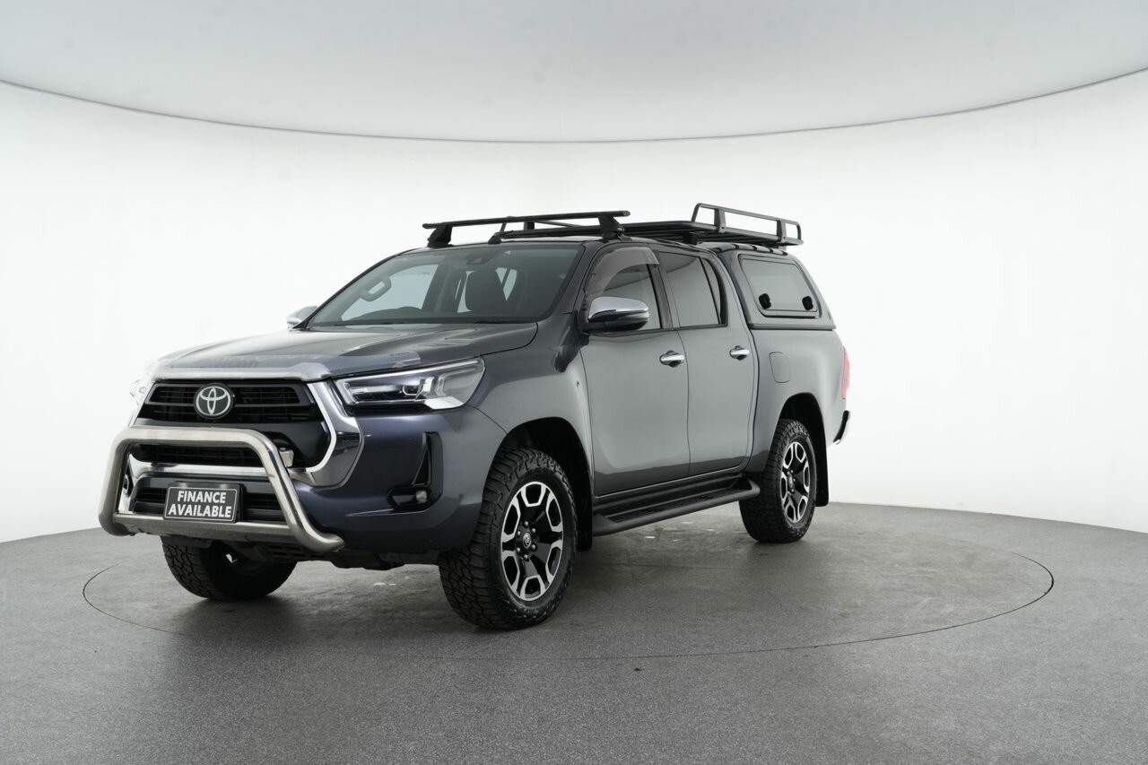 Toyota Hilux image 4