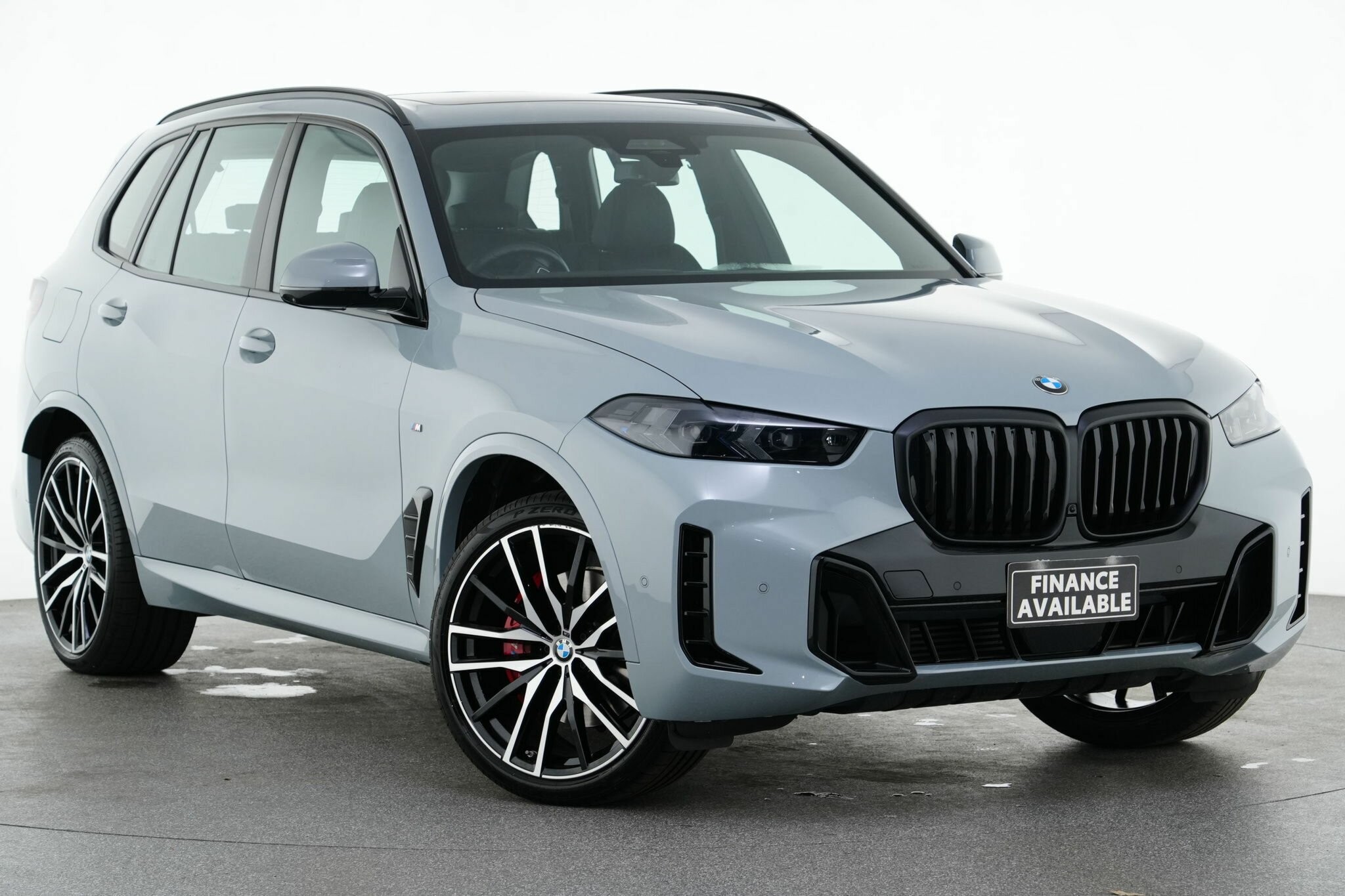 BMW X5 image 1