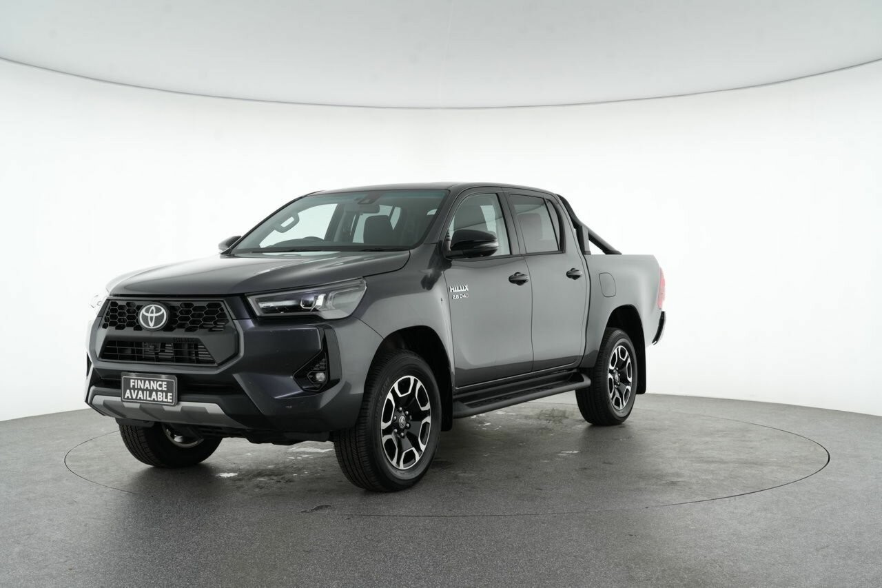 Toyota Hilux image 4