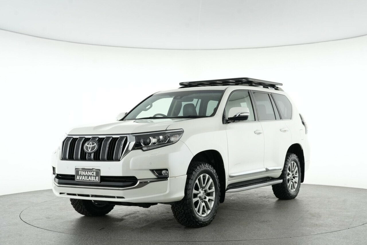 Toyota Landcruiser Prado image 4
