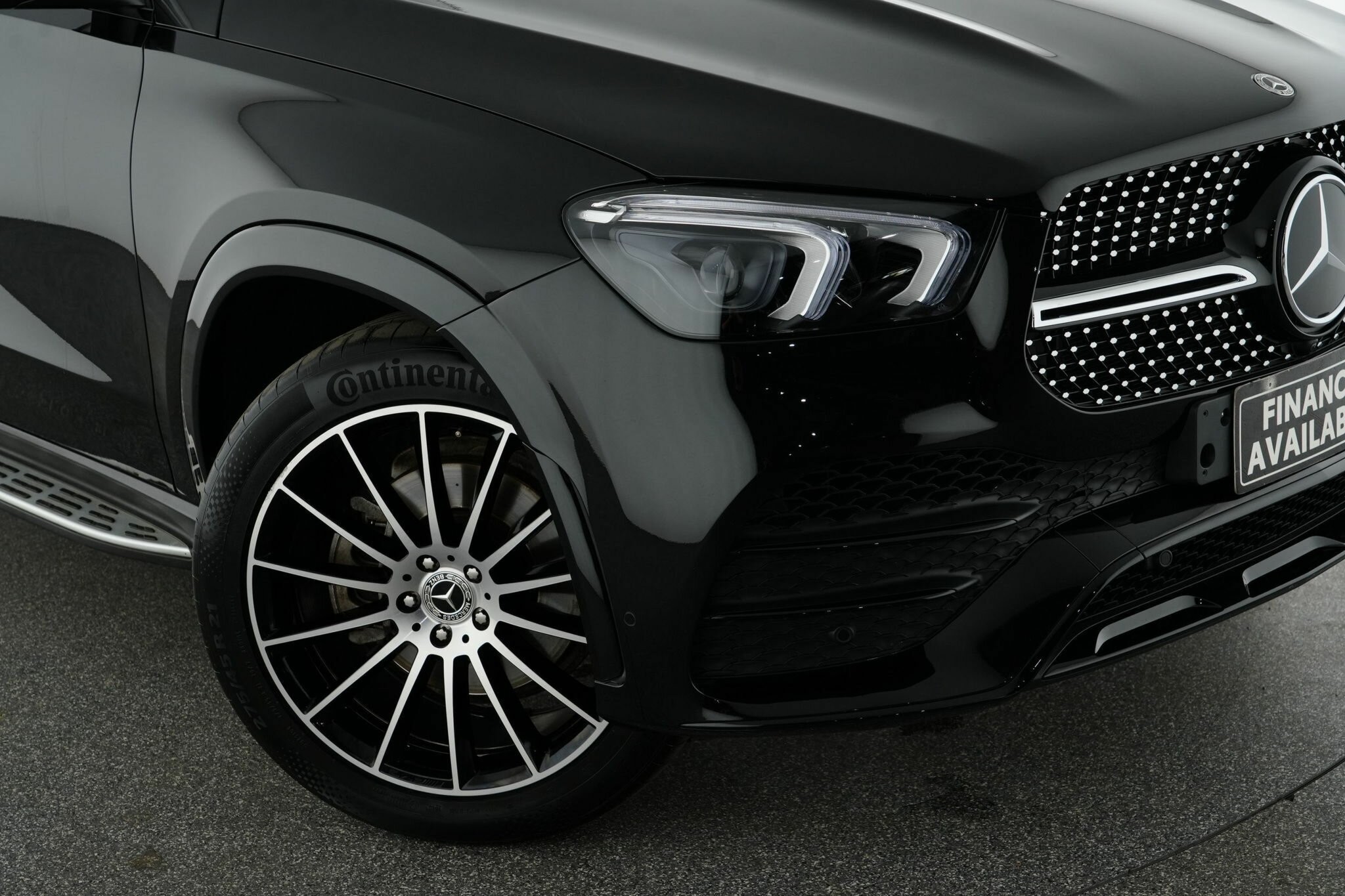 Mercedes Benz Gle-class image 2