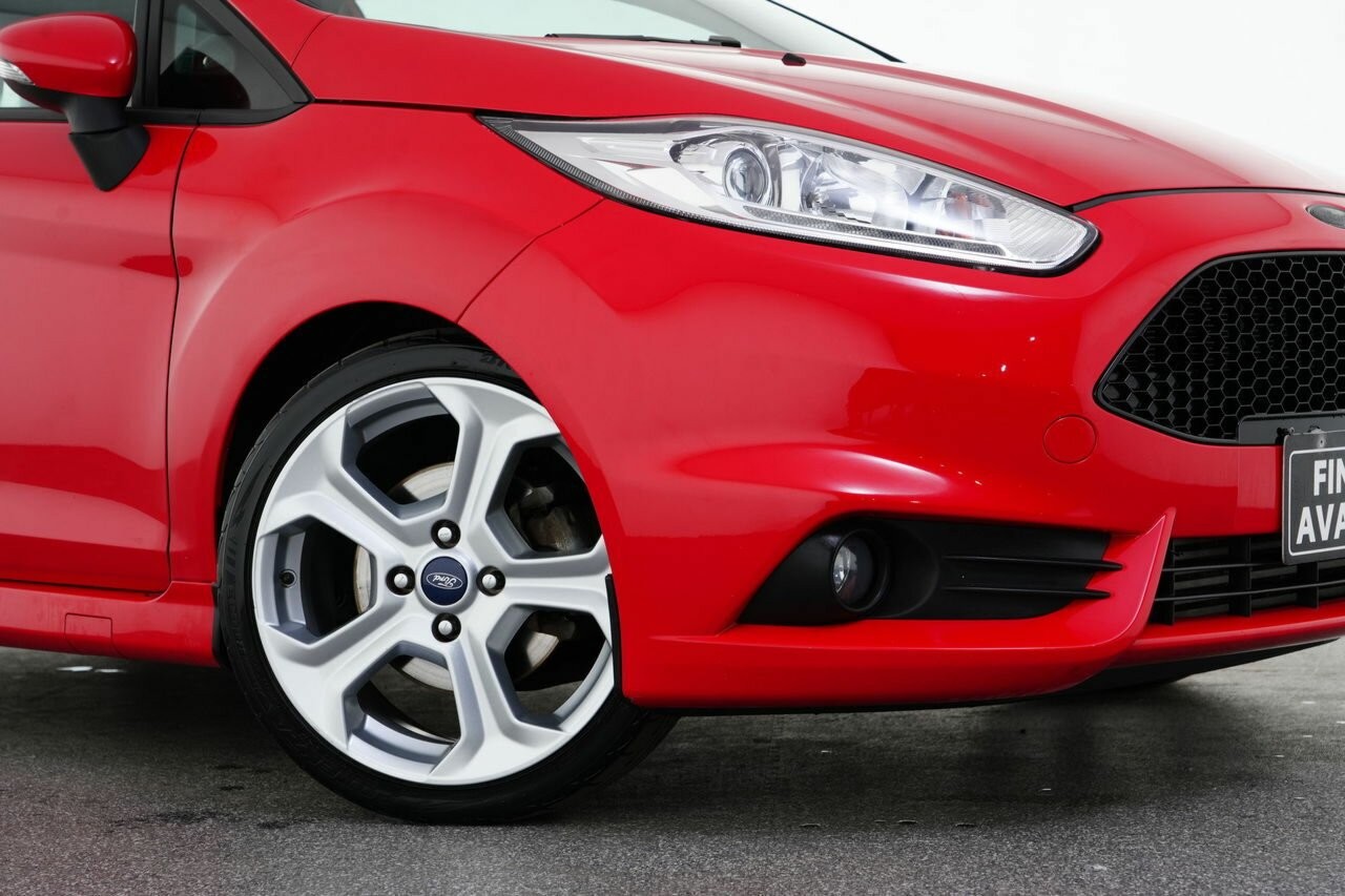 Ford Fiesta image 2