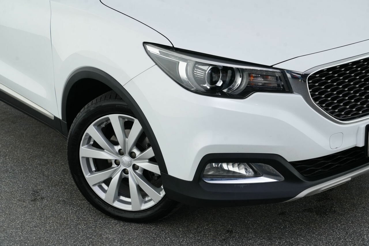 MG Zs image 2
