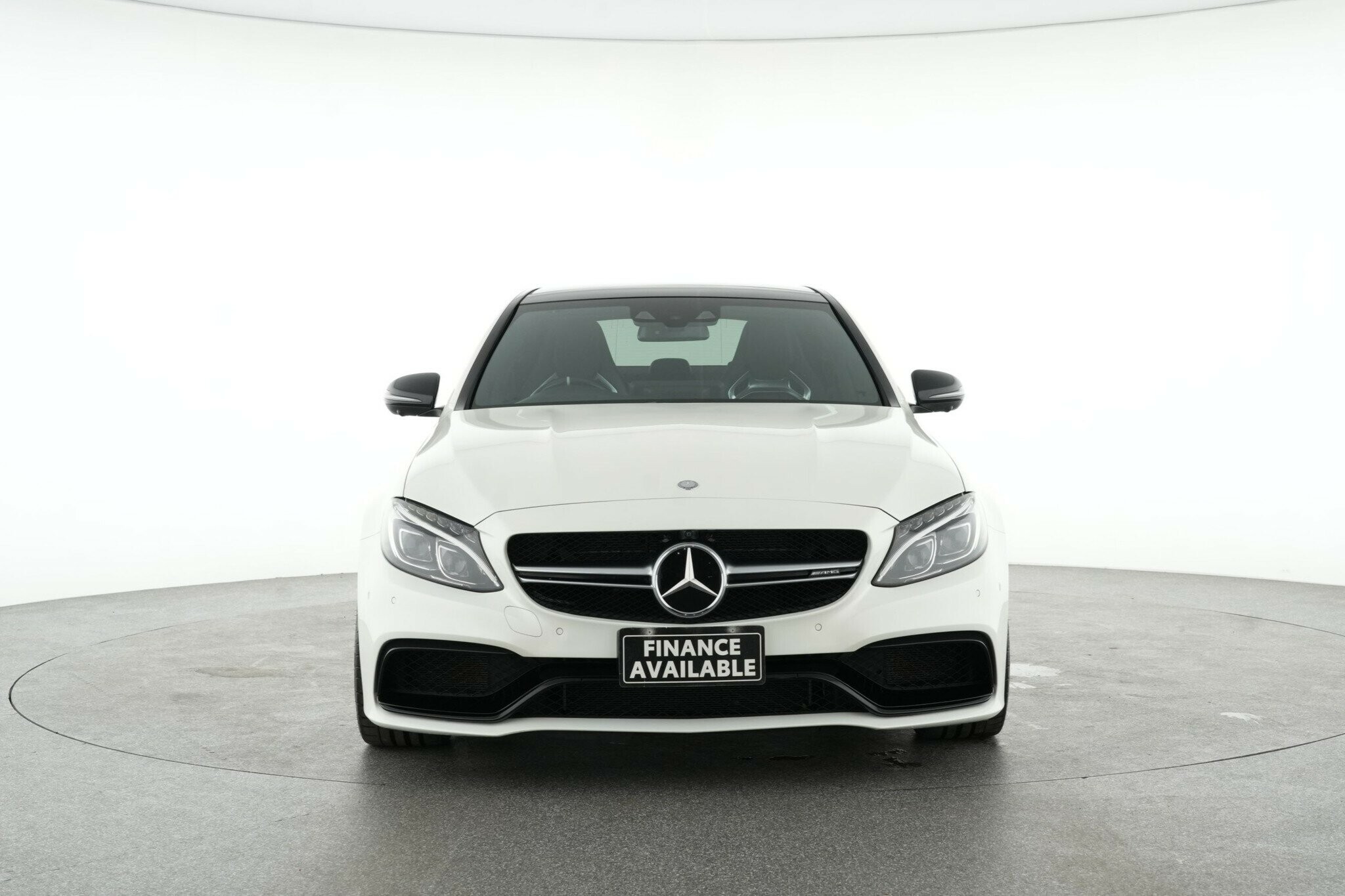 Mercedes Benz C-class image 3