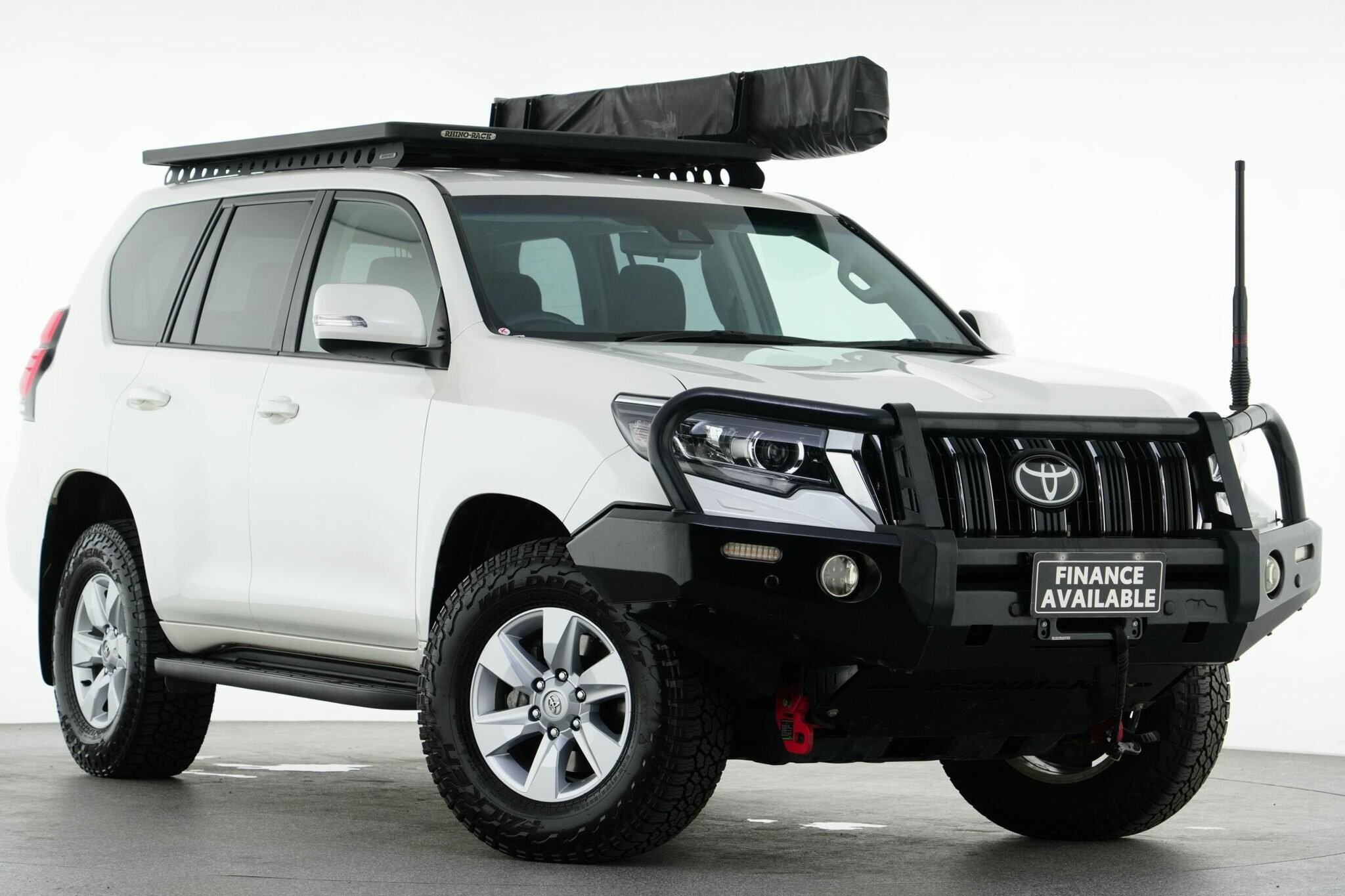 Toyota Landcruiser Prado image 1