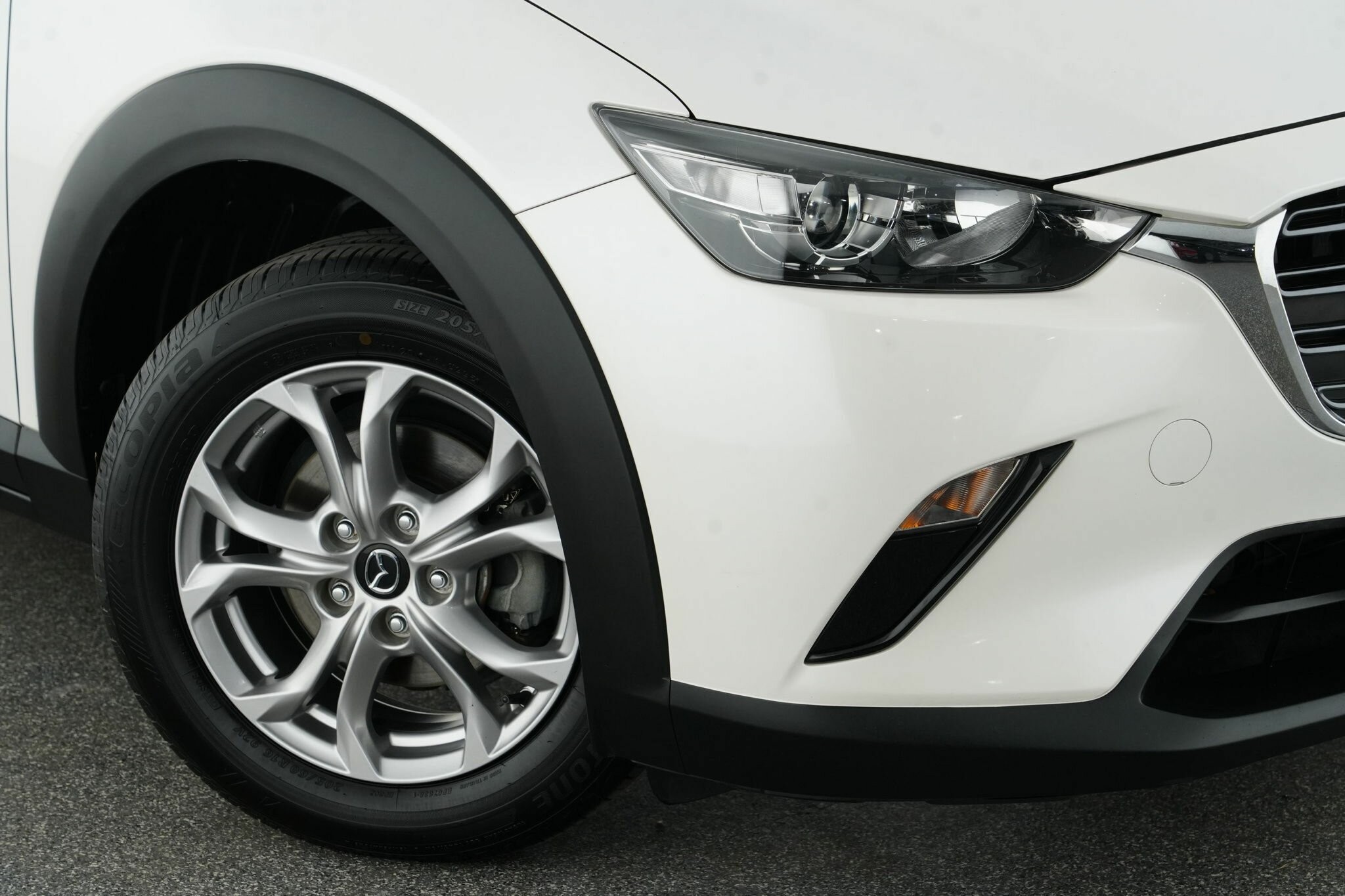Mazda Cx-3 image 2