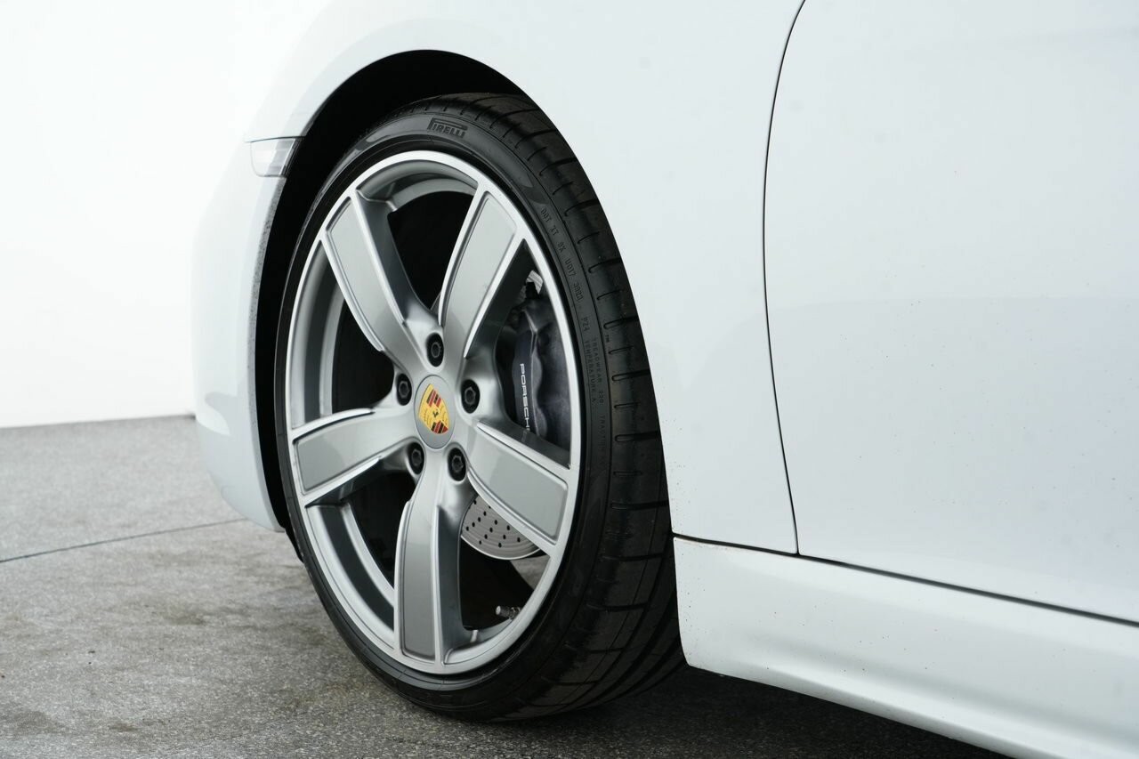 Porsche 718 image 4