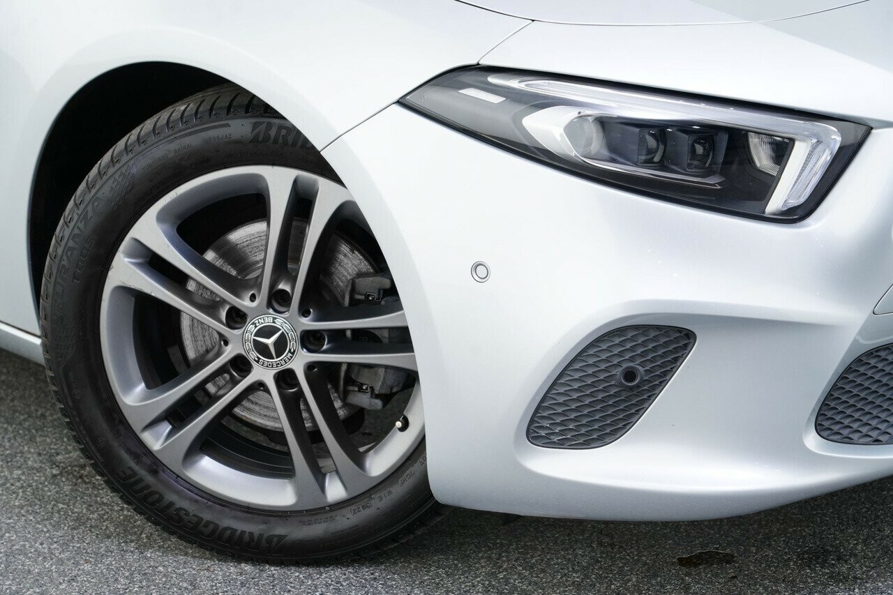 Mercedes Benz A-class image 2
