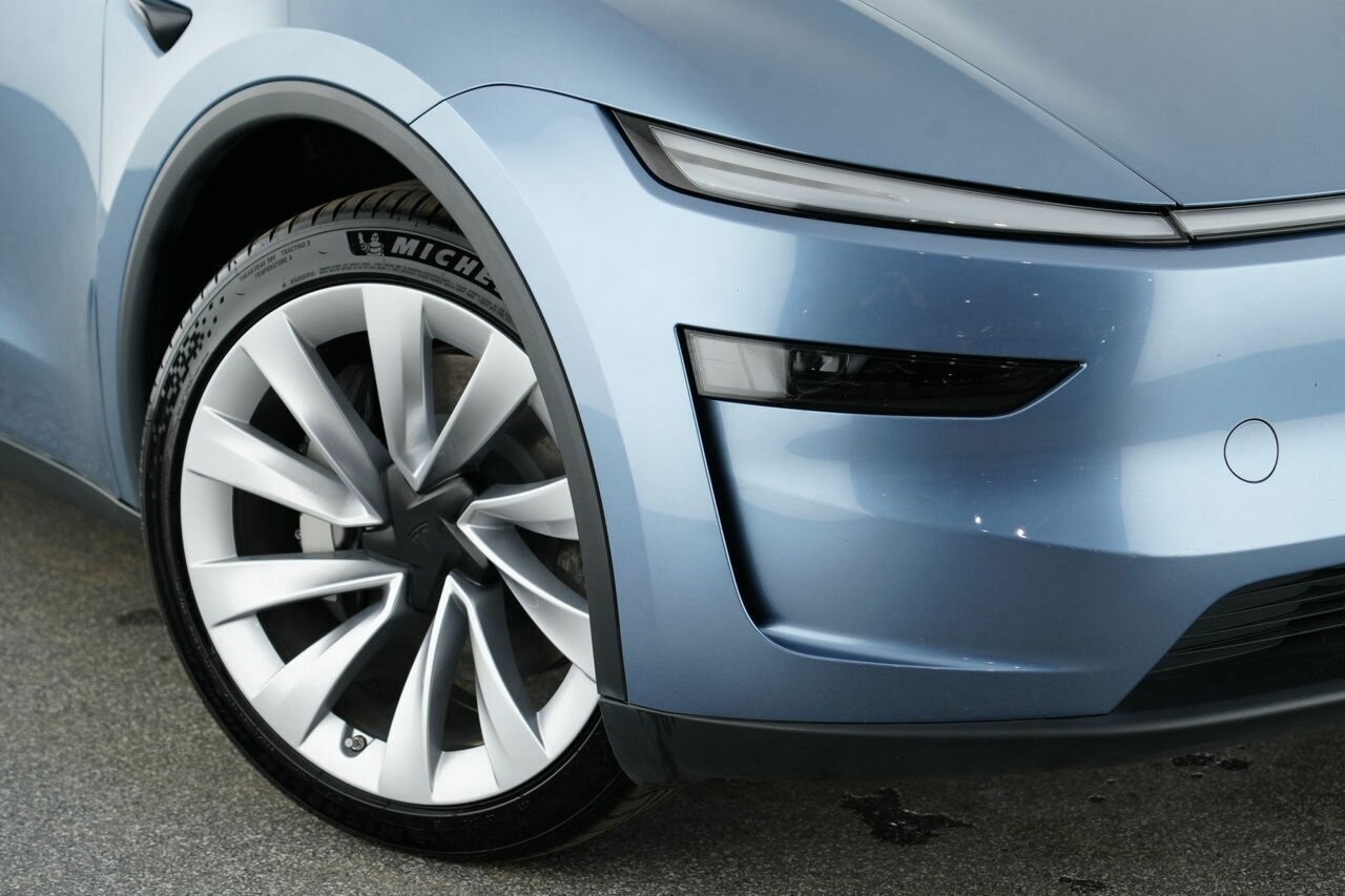 Tesla Model Y image 2