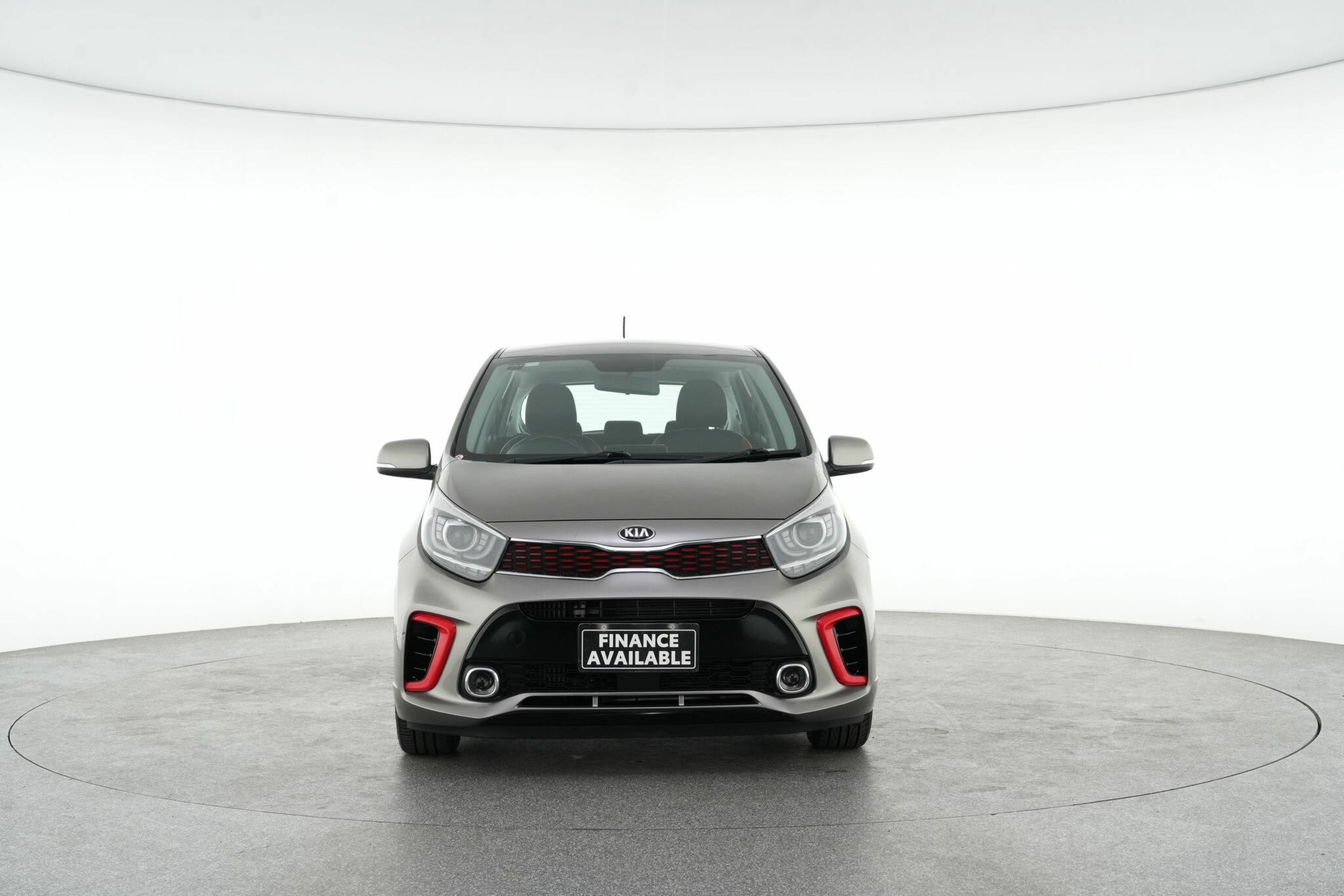 Kia Picanto image 3