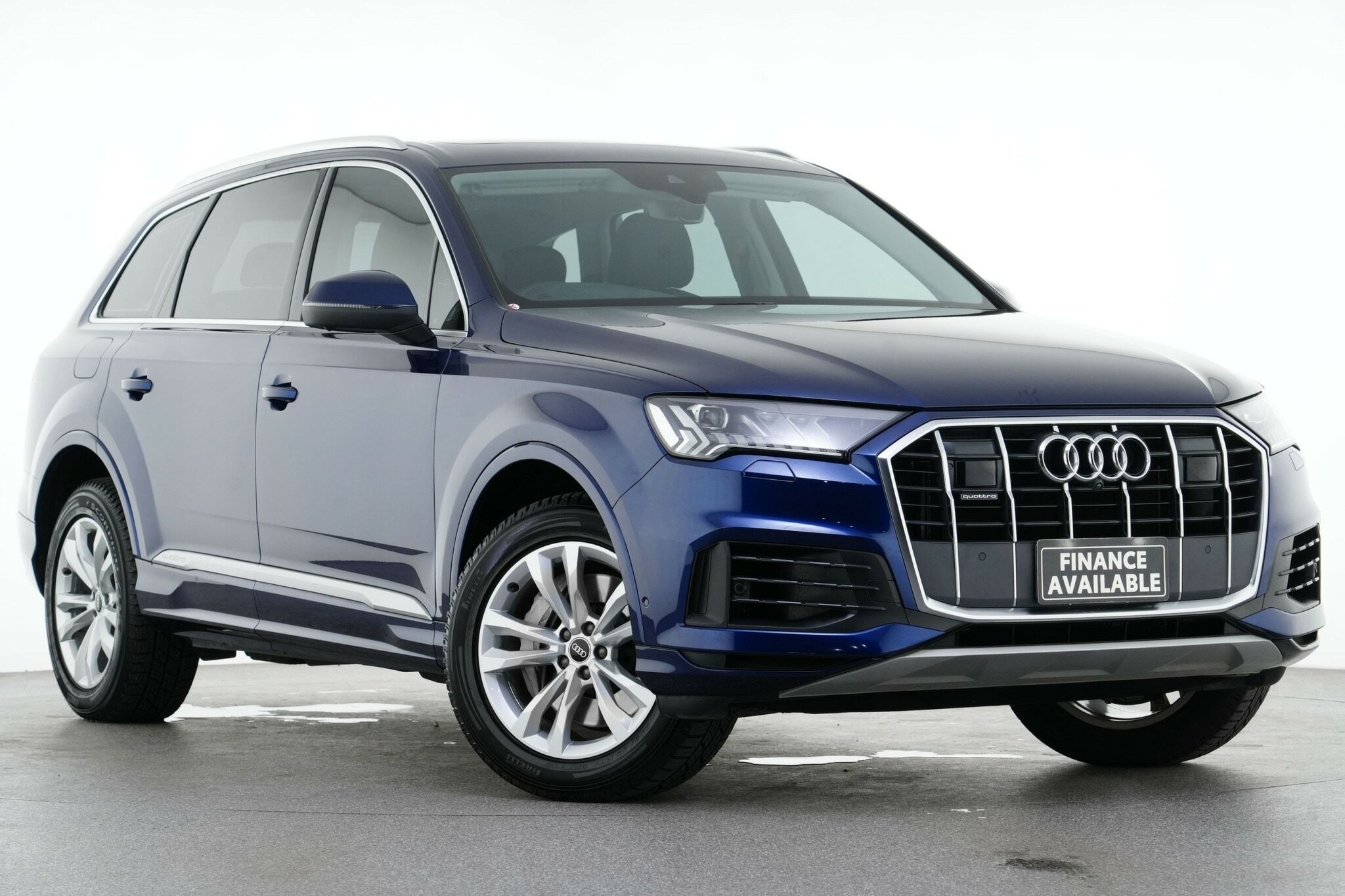 Audi Q7 image 1