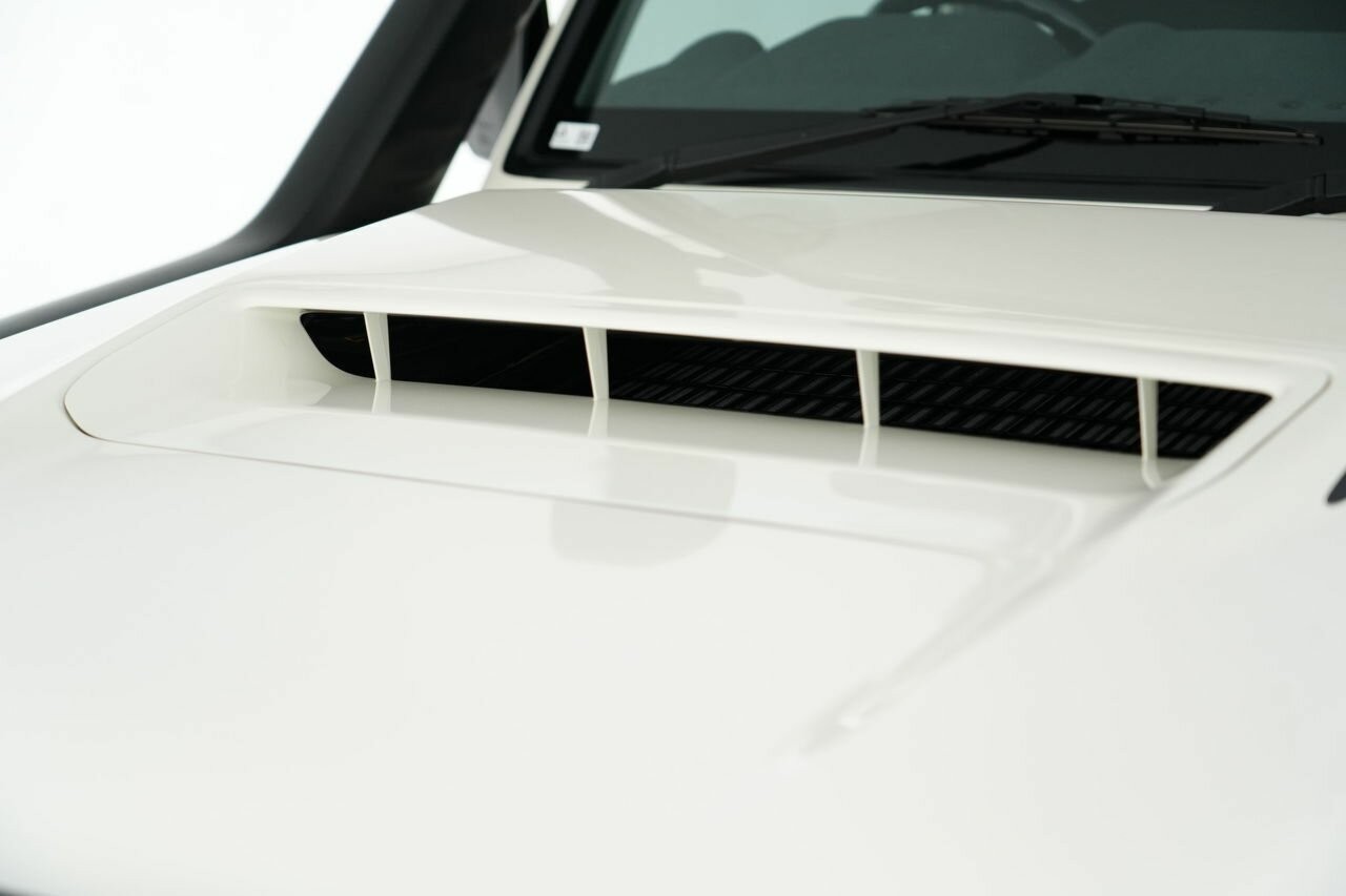 Toyota Landcruiser image 4