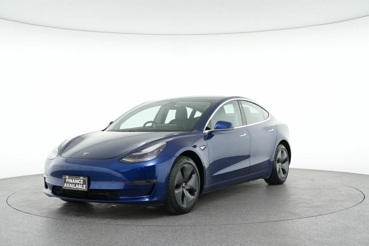 Tesla Model 3 image 4