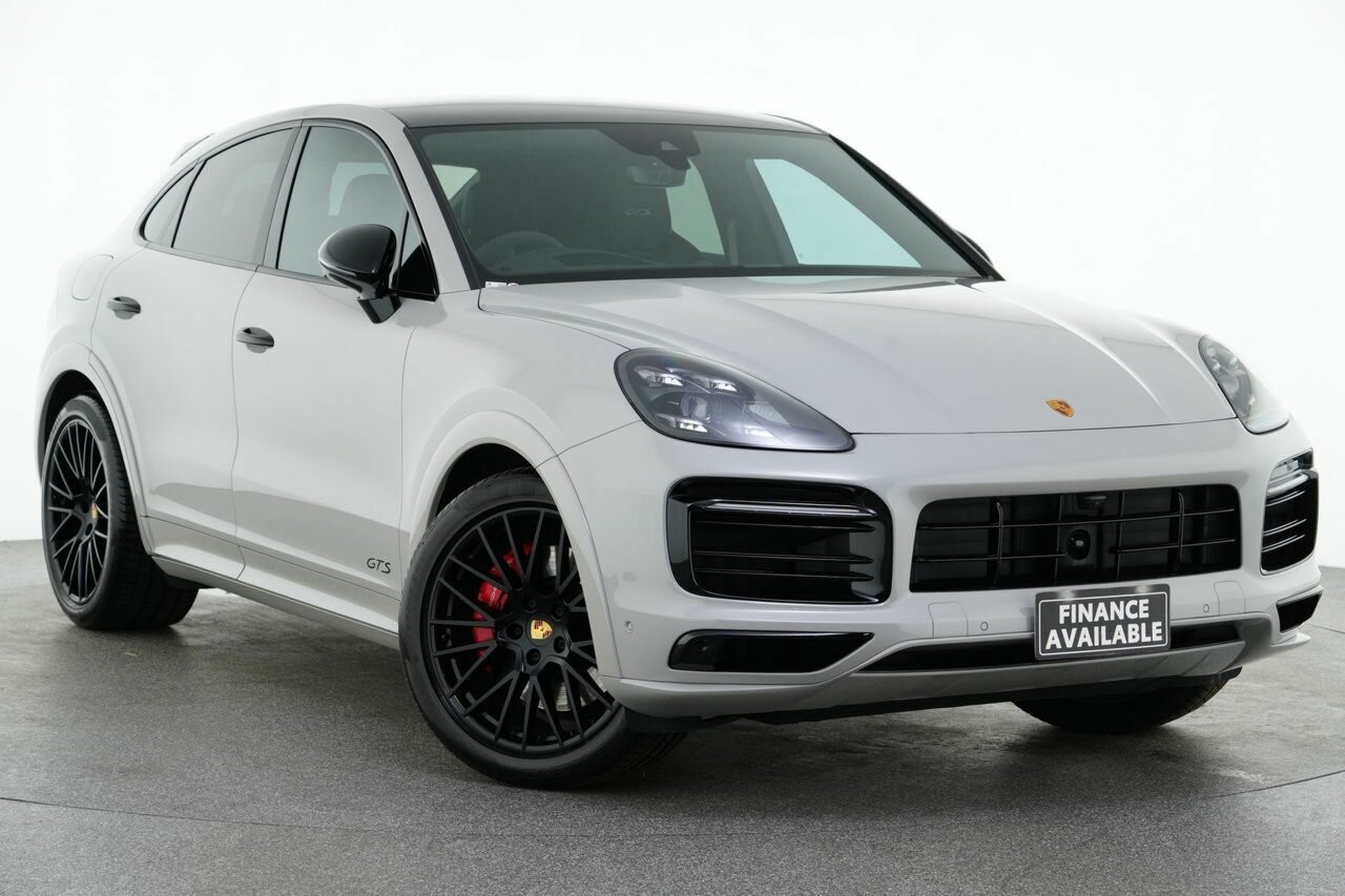 Porsche Cayenne image 1
