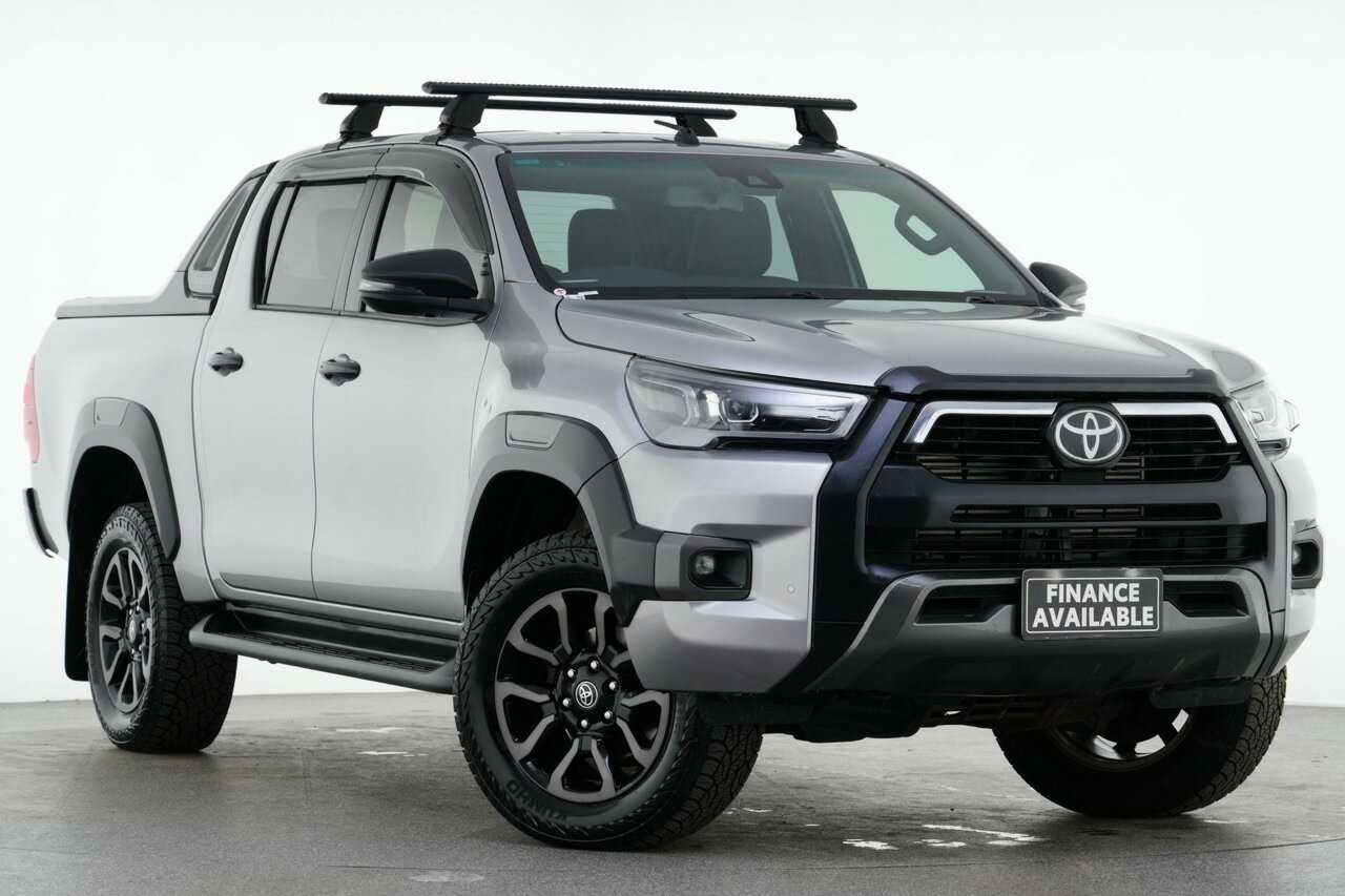 Toyota Hilux image 1