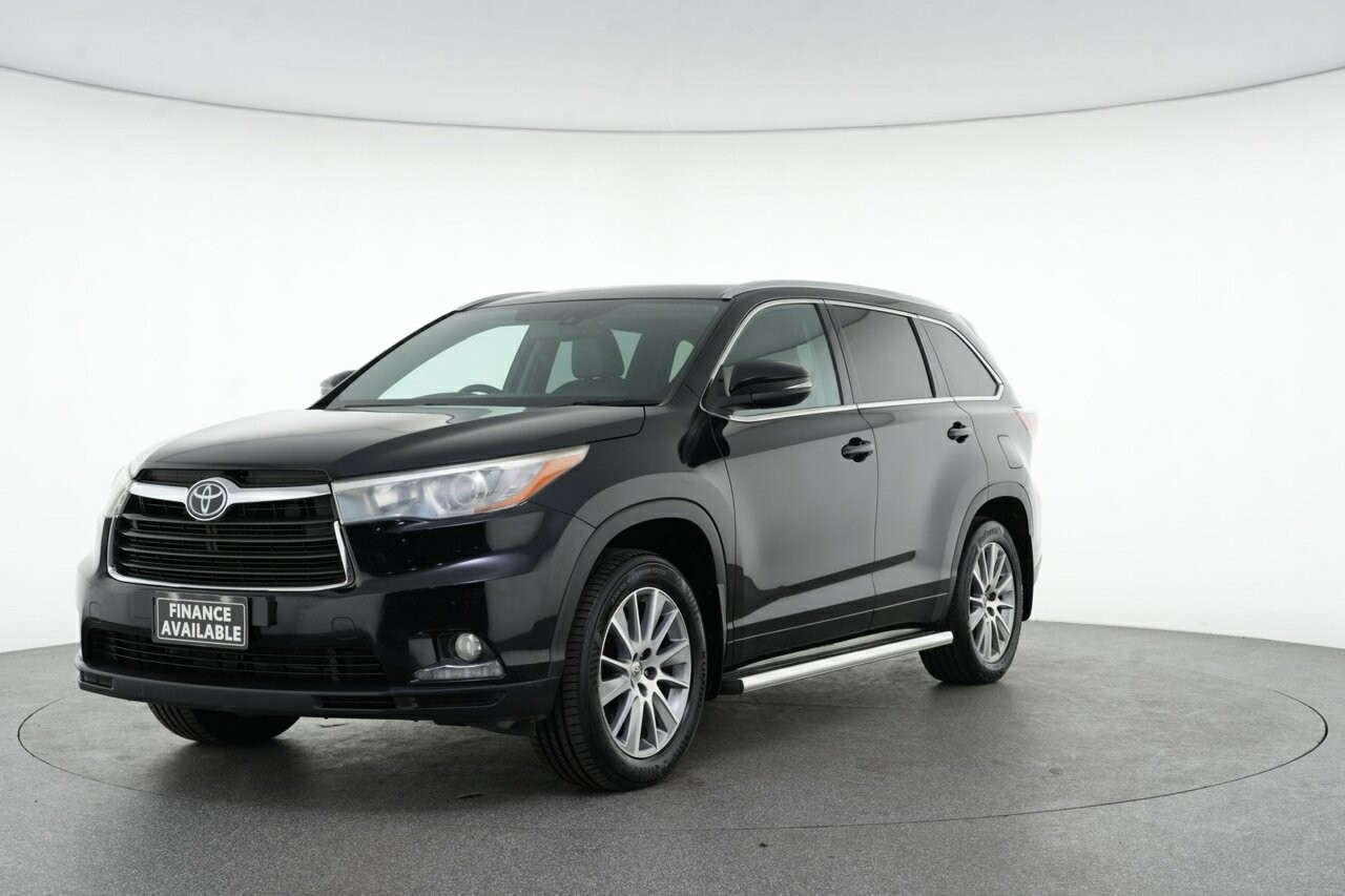Toyota Kluger image 3
