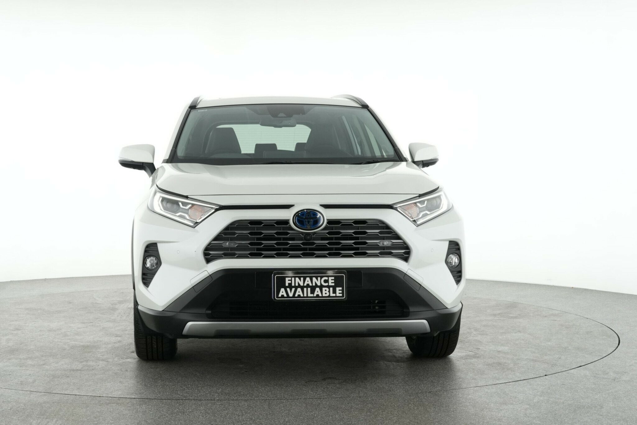 Toyota Rav4 image 2