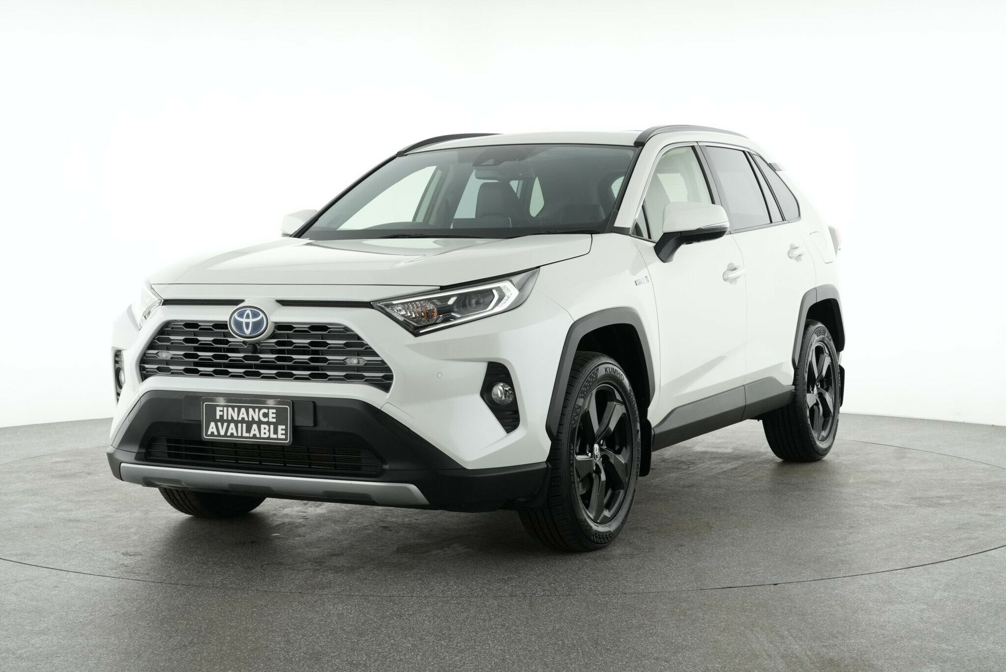 Toyota Rav4 image 3